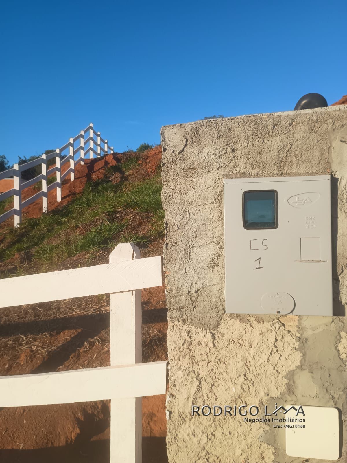 Chácara para venda há pouco menos de 10 minutos de São Lourenço.
