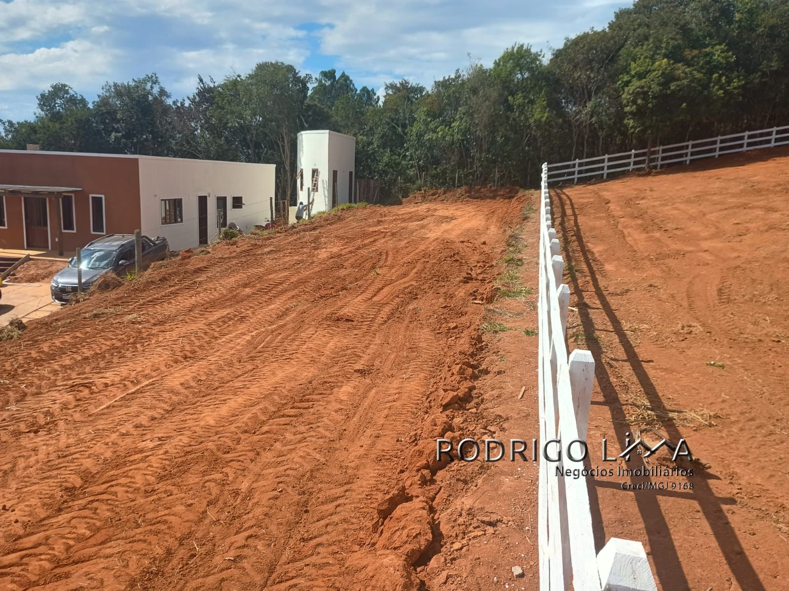 Chácara para venda há pouco menos de 10 minutos de São Lourenço.
