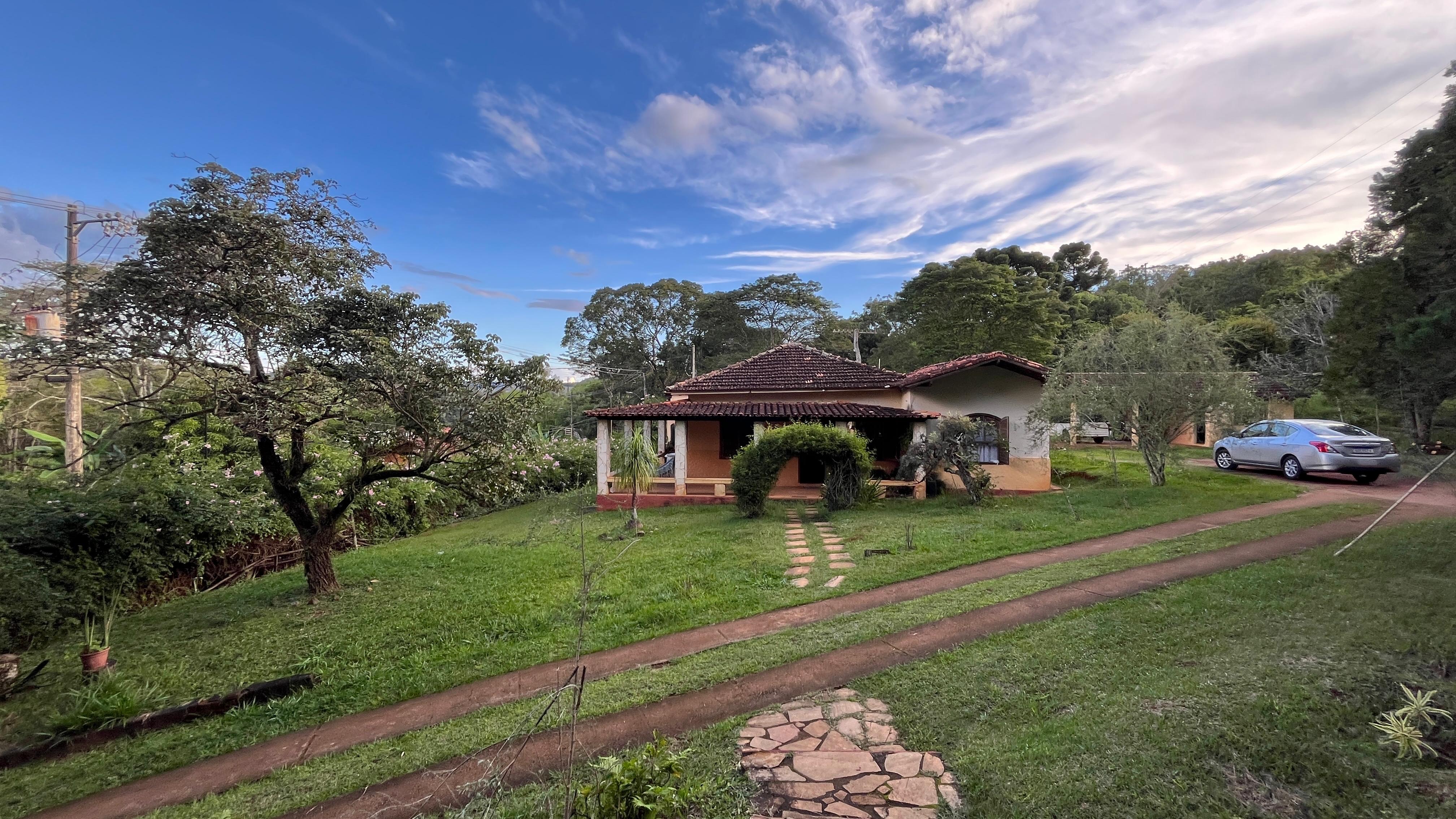 Linda Chácara Spa para venda em Caxambu MG