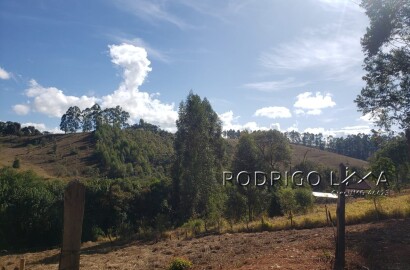 Chácara para chácara a venda em Dom Viçoso - MG.