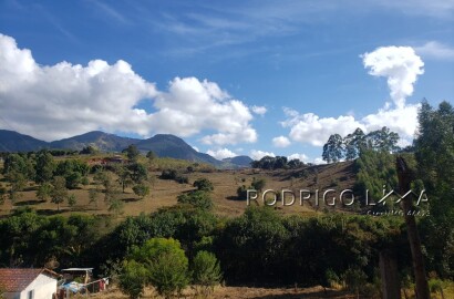Chácara para chácara a venda em Dom Viçoso - MG.