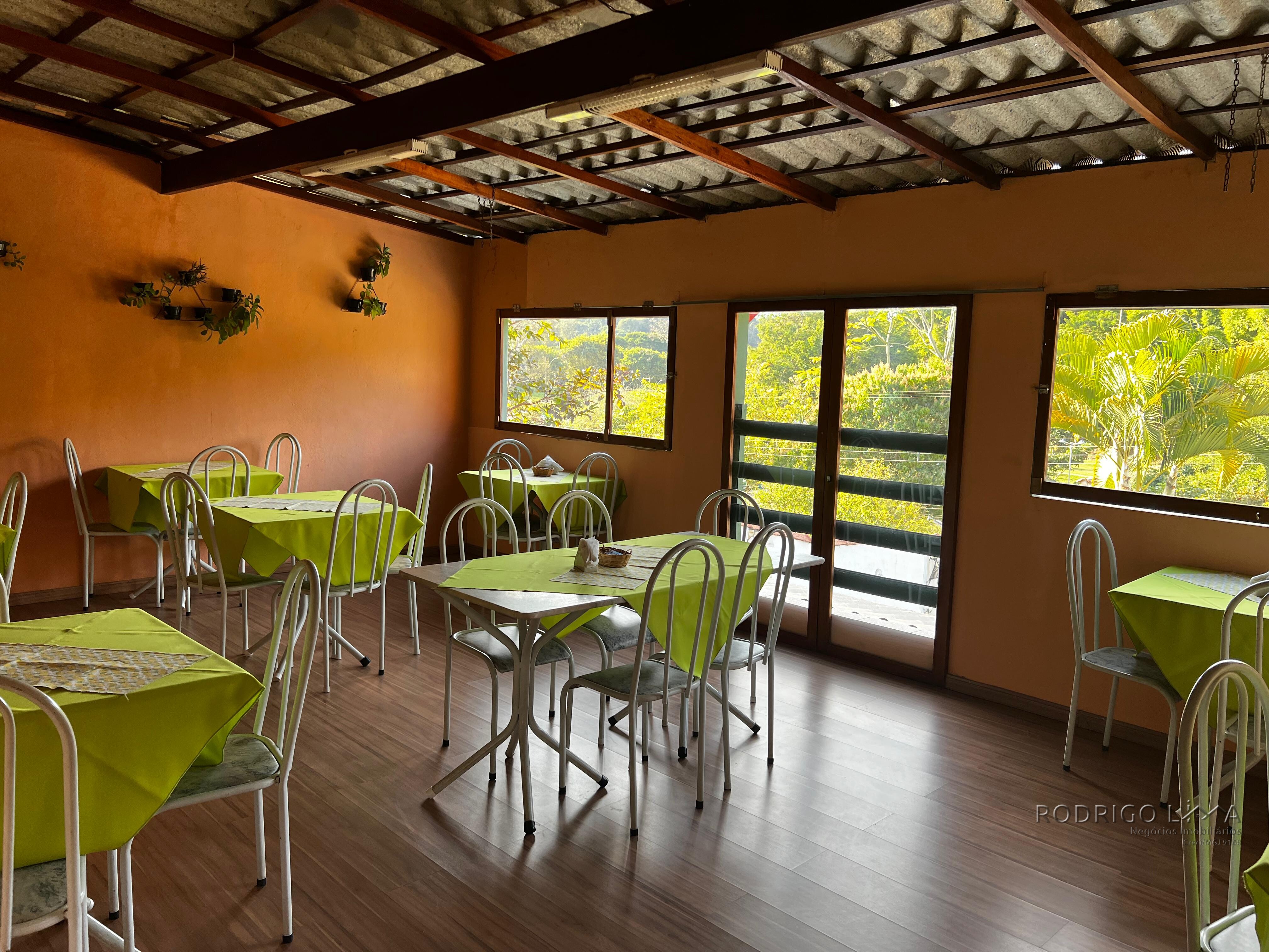 Linda pousada para venda em São Lourenço - MG