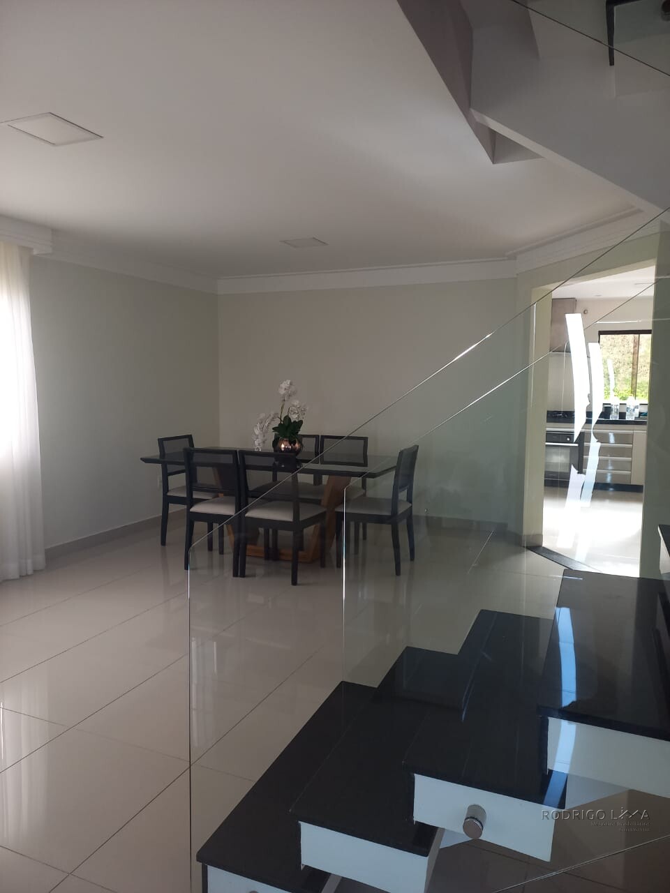 Linda casa para venda em São Lourenço - MG.