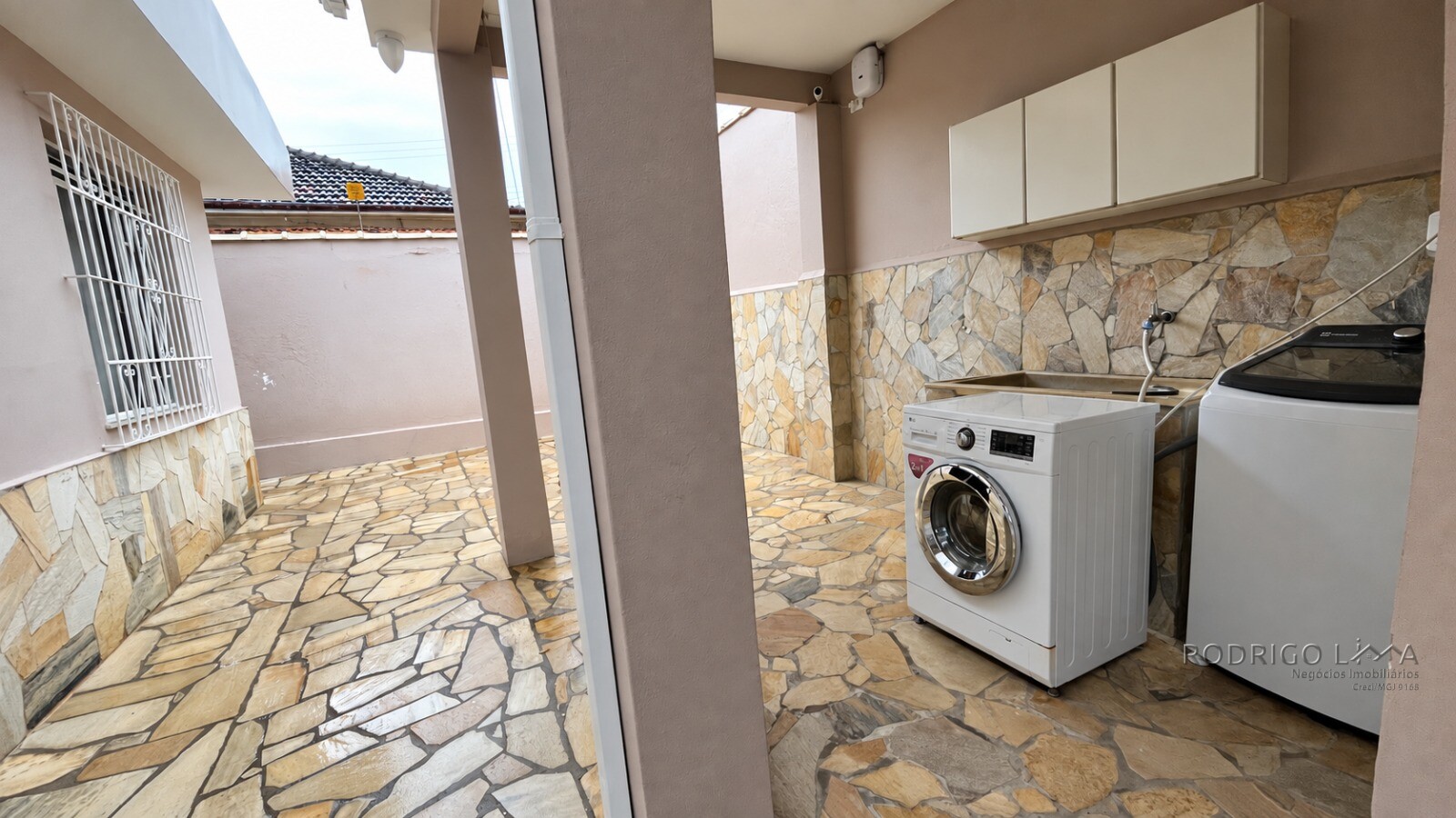 Casa alto padrão para venda em São Lourenço MG