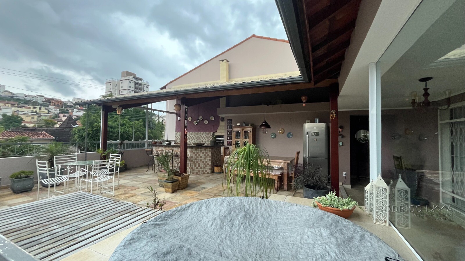 Casa alto padrão para venda em São Lourenço MG