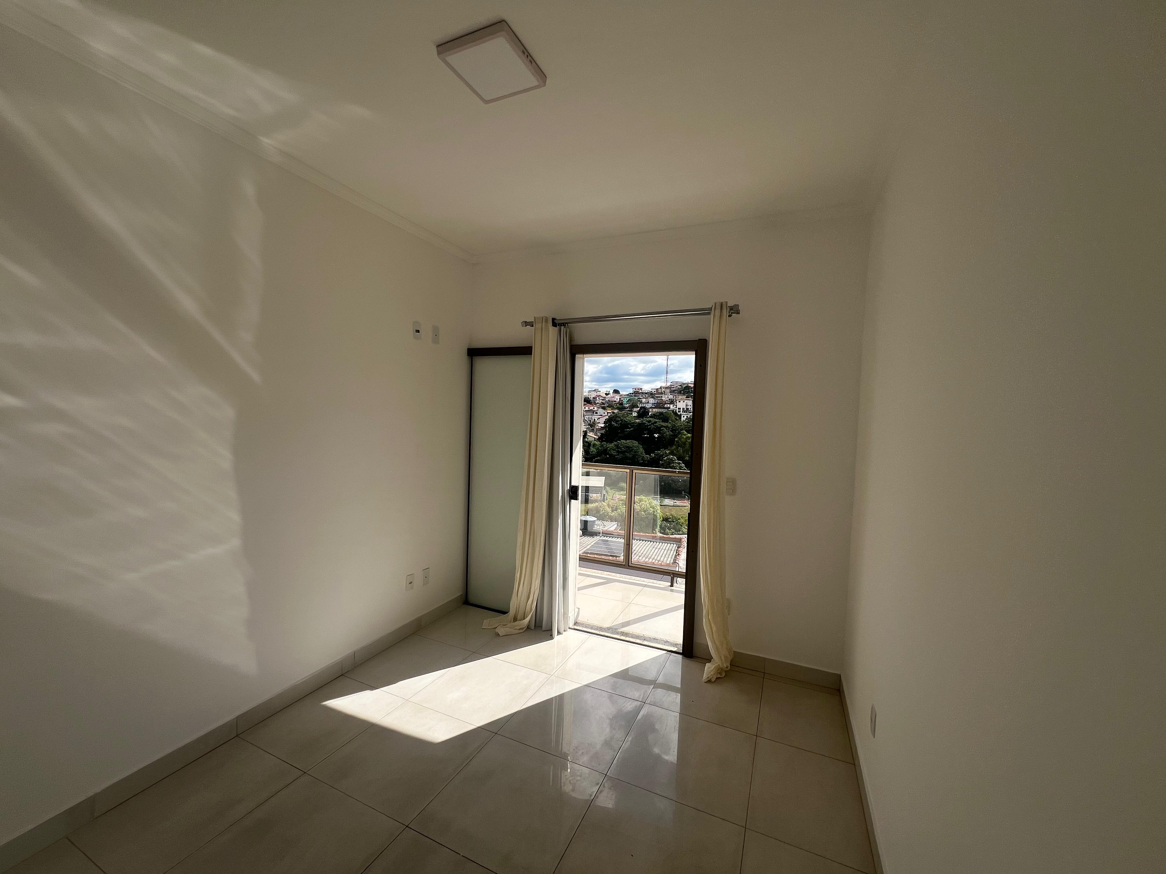 Cobertura duplex para locação em São Lourenço MG