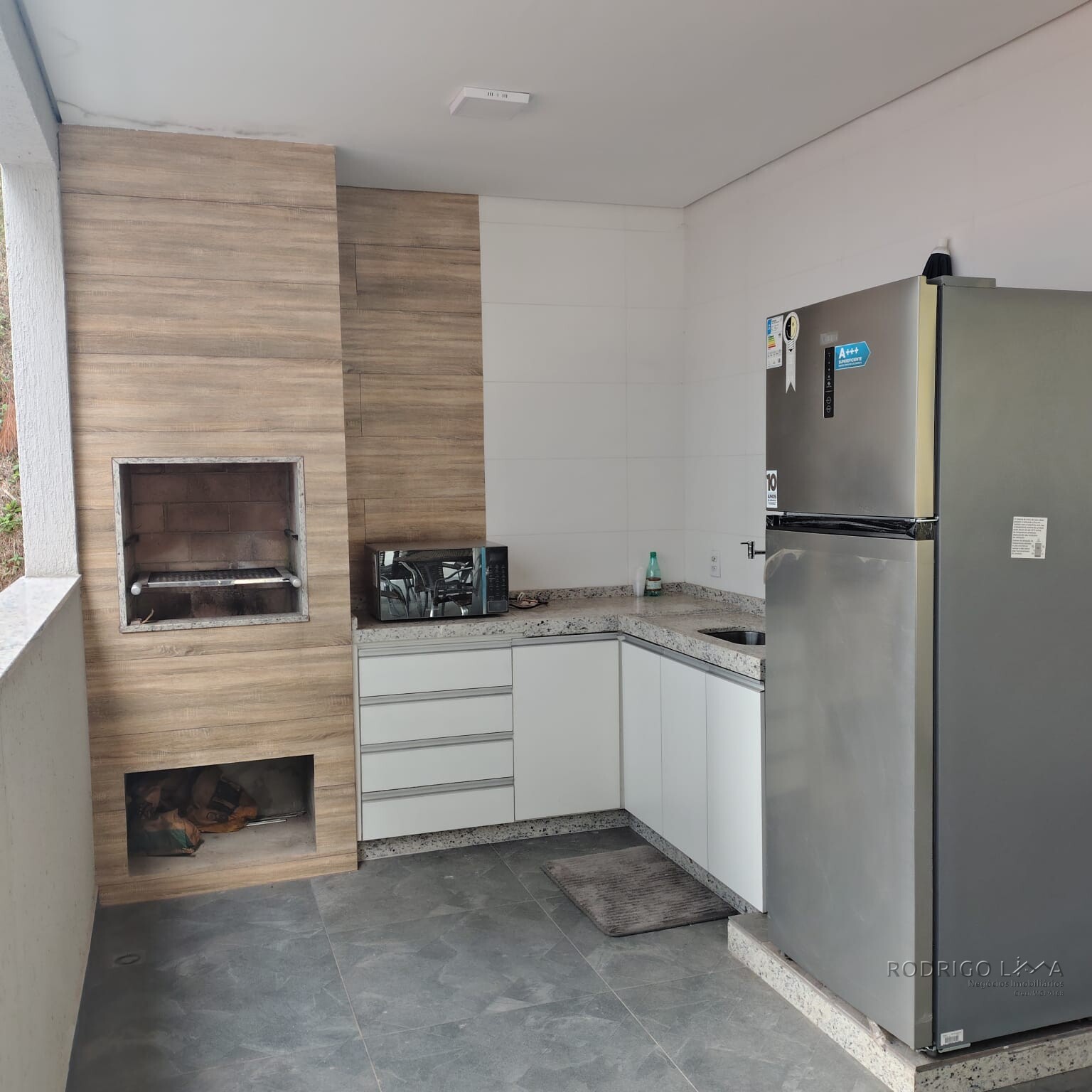 Apartamento mobiliado em bairro nobre de São Lourenço MG