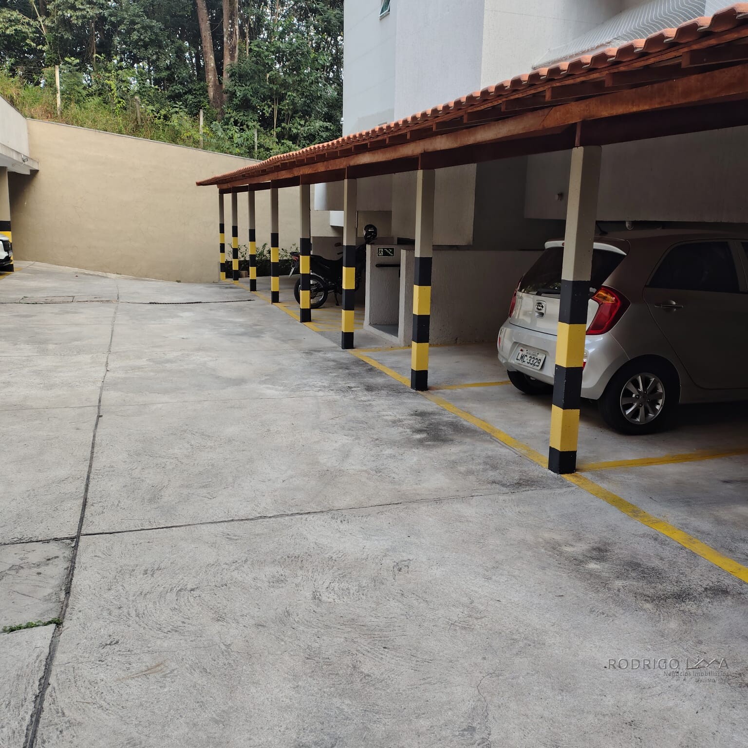 Apartamento mobiliado em bairro nobre de São Lourenço MG