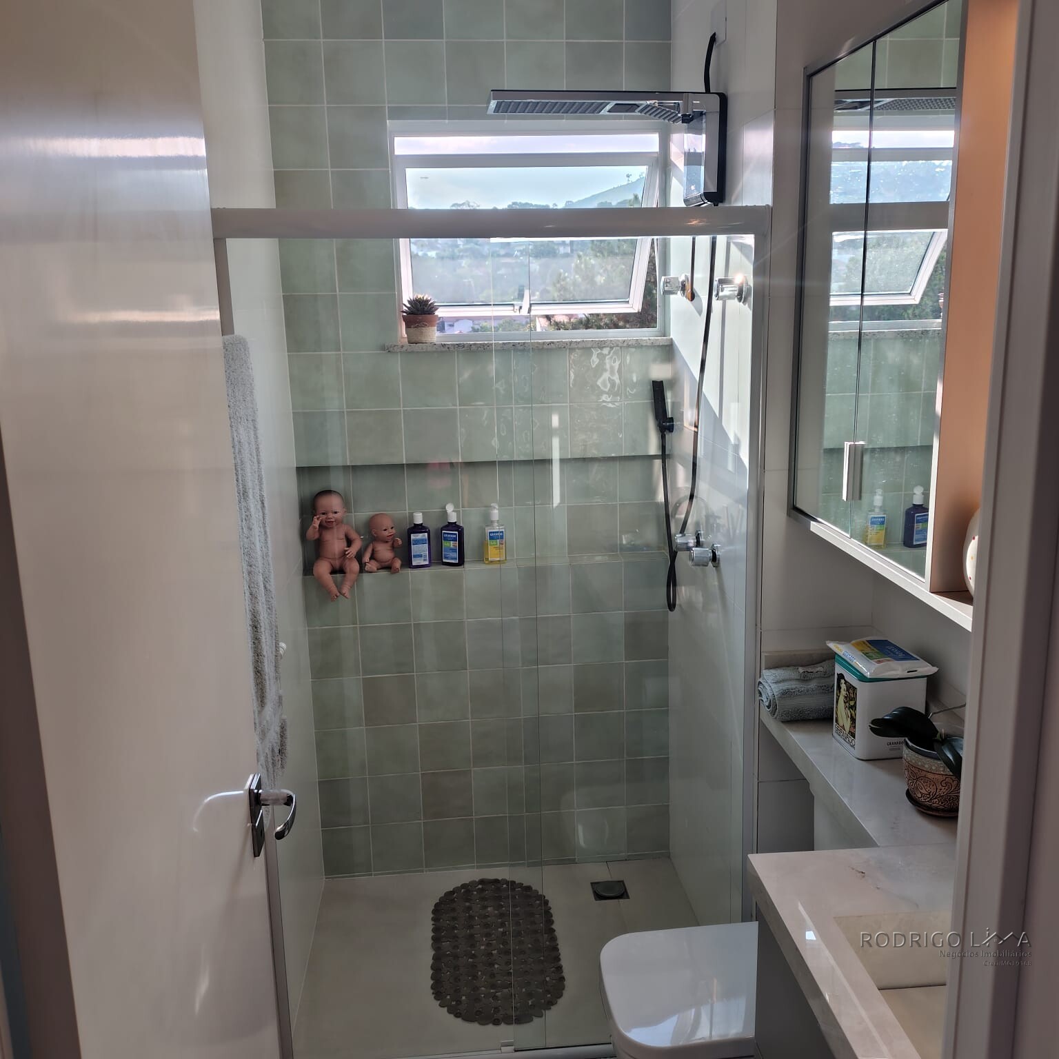 Apartamento mobiliado em bairro nobre de São Lourenço MG