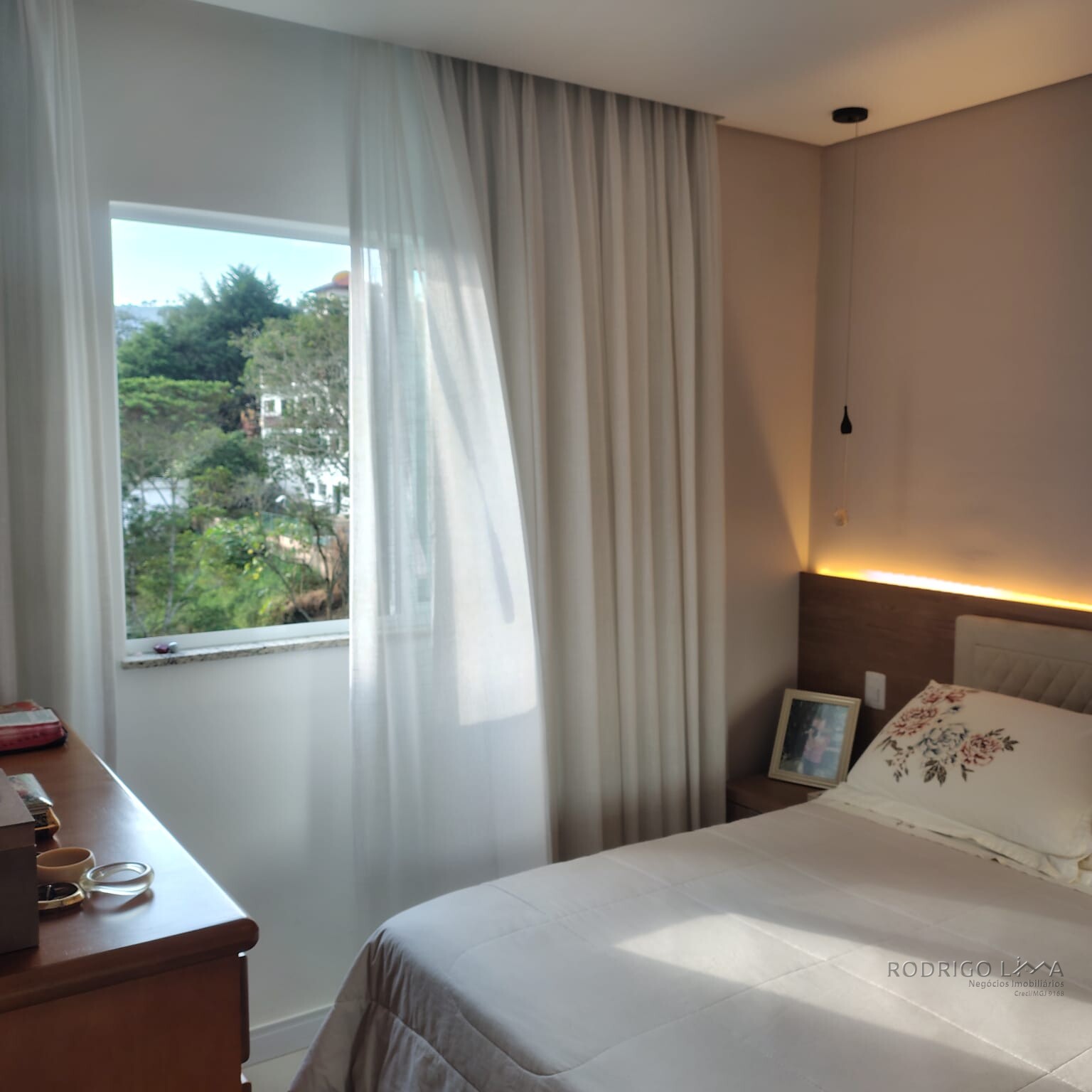 Apartamento mobiliado em bairro nobre de São Lourenço MG