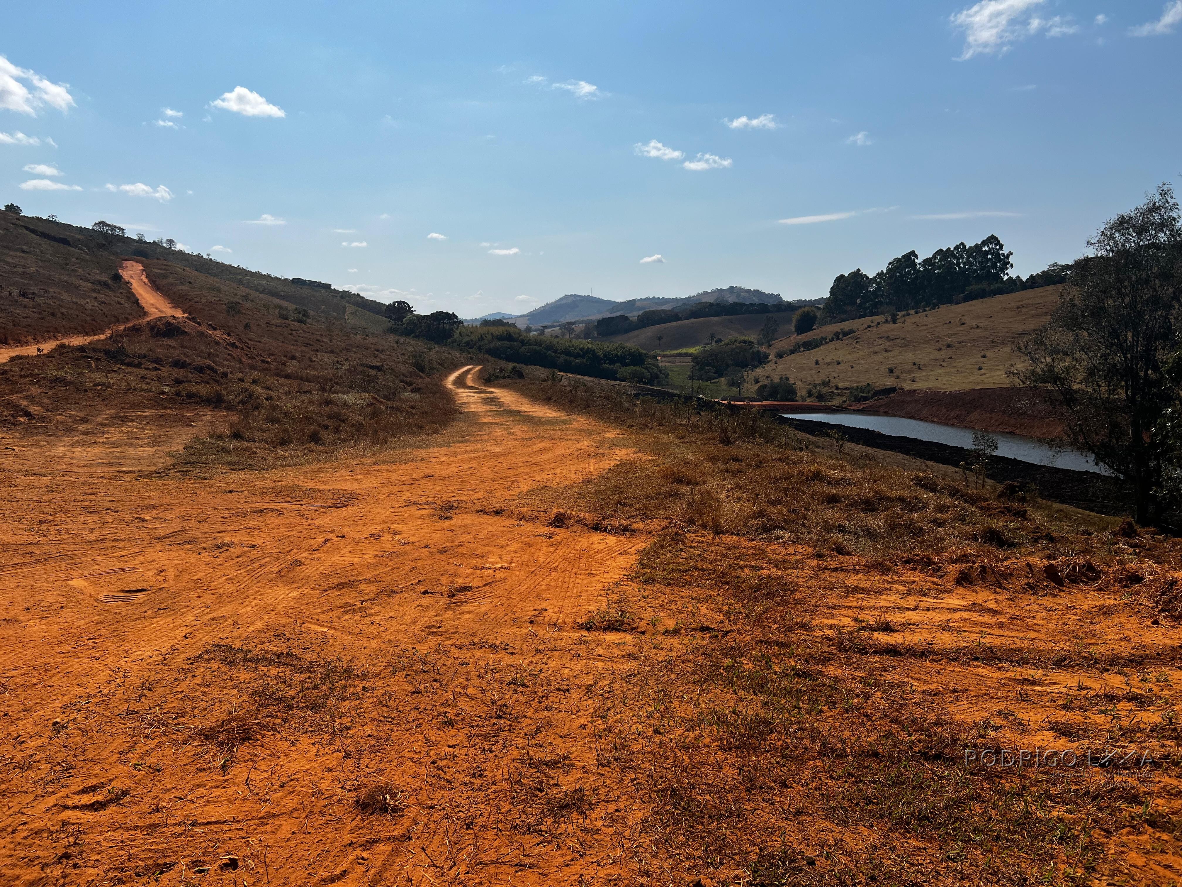 Área rural a venda em Carmo de Minas com aptidão para urbanização.