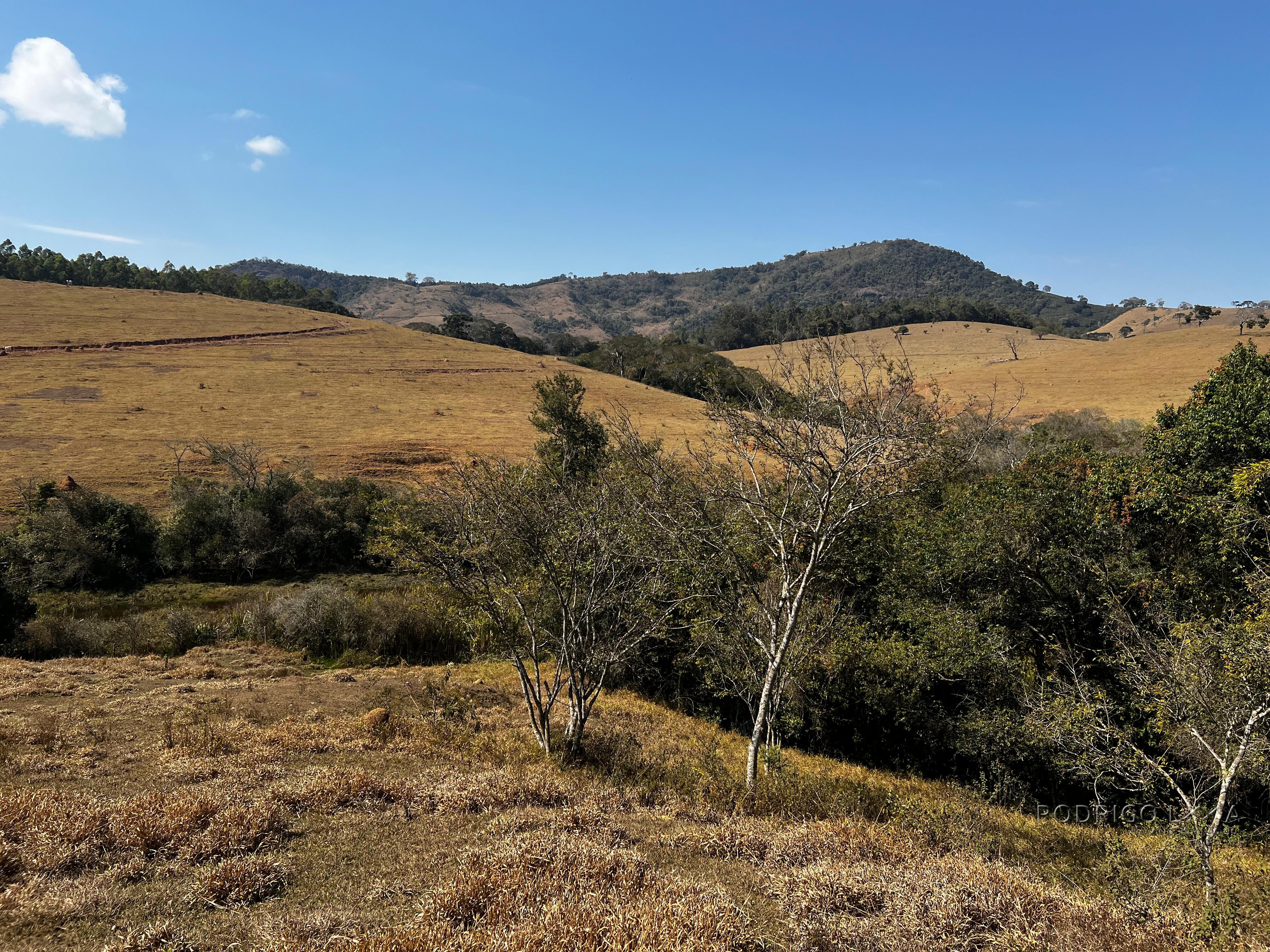 Área rural a venda em Carmo de Minas com aptidão para urbanização.