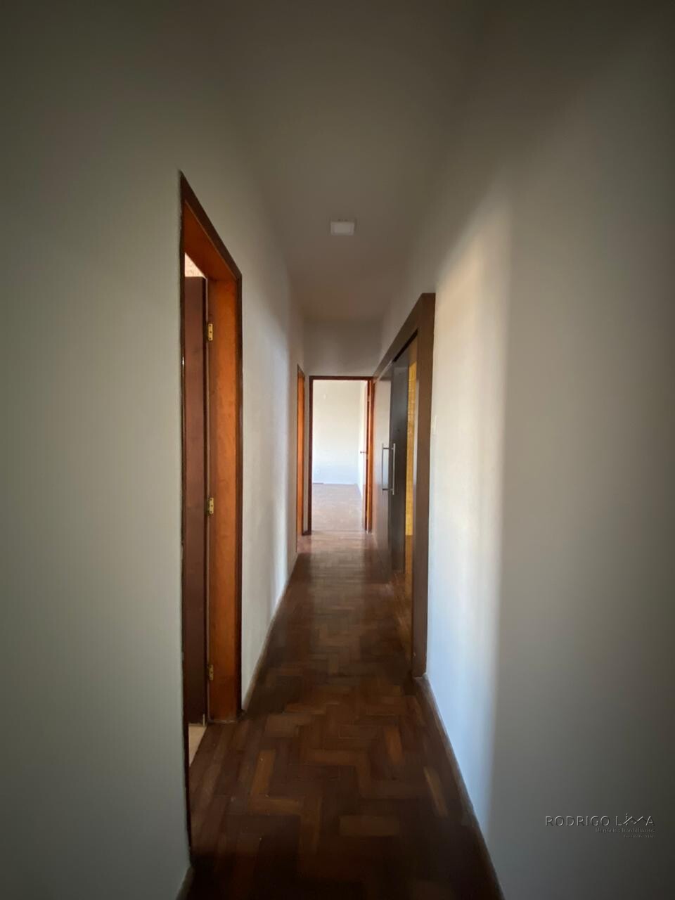 Casa para venda em São Lourenço MG.