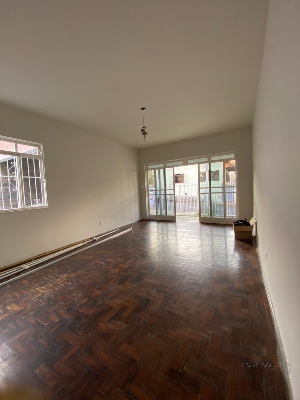 Casa para venda em São Lourenço MG.