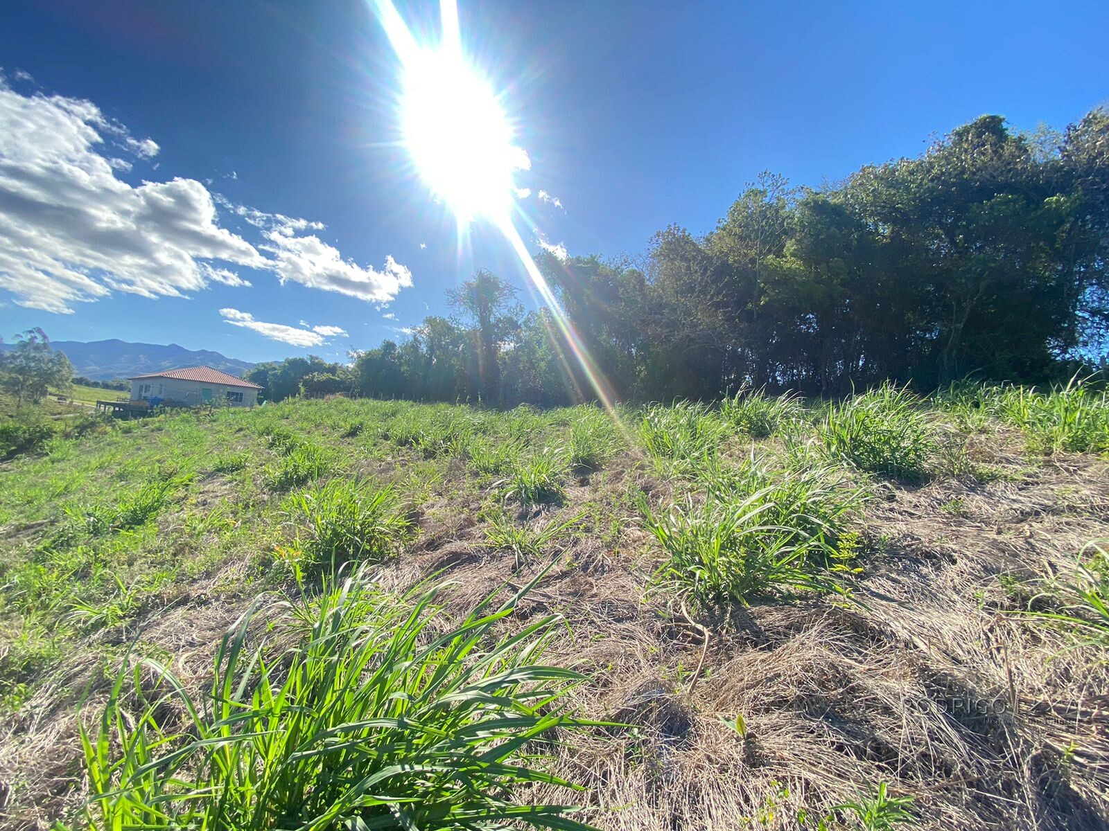 Linda chácara para venda próximo a São Lourenço - MG.