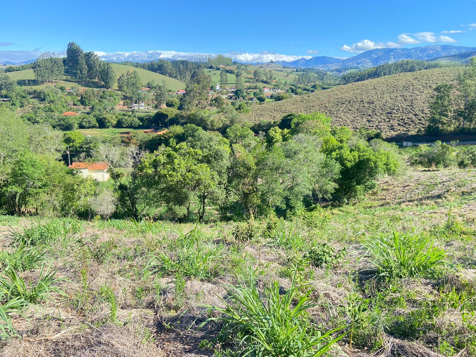 Linda chácara para venda próximo a São Lourenço - MG.