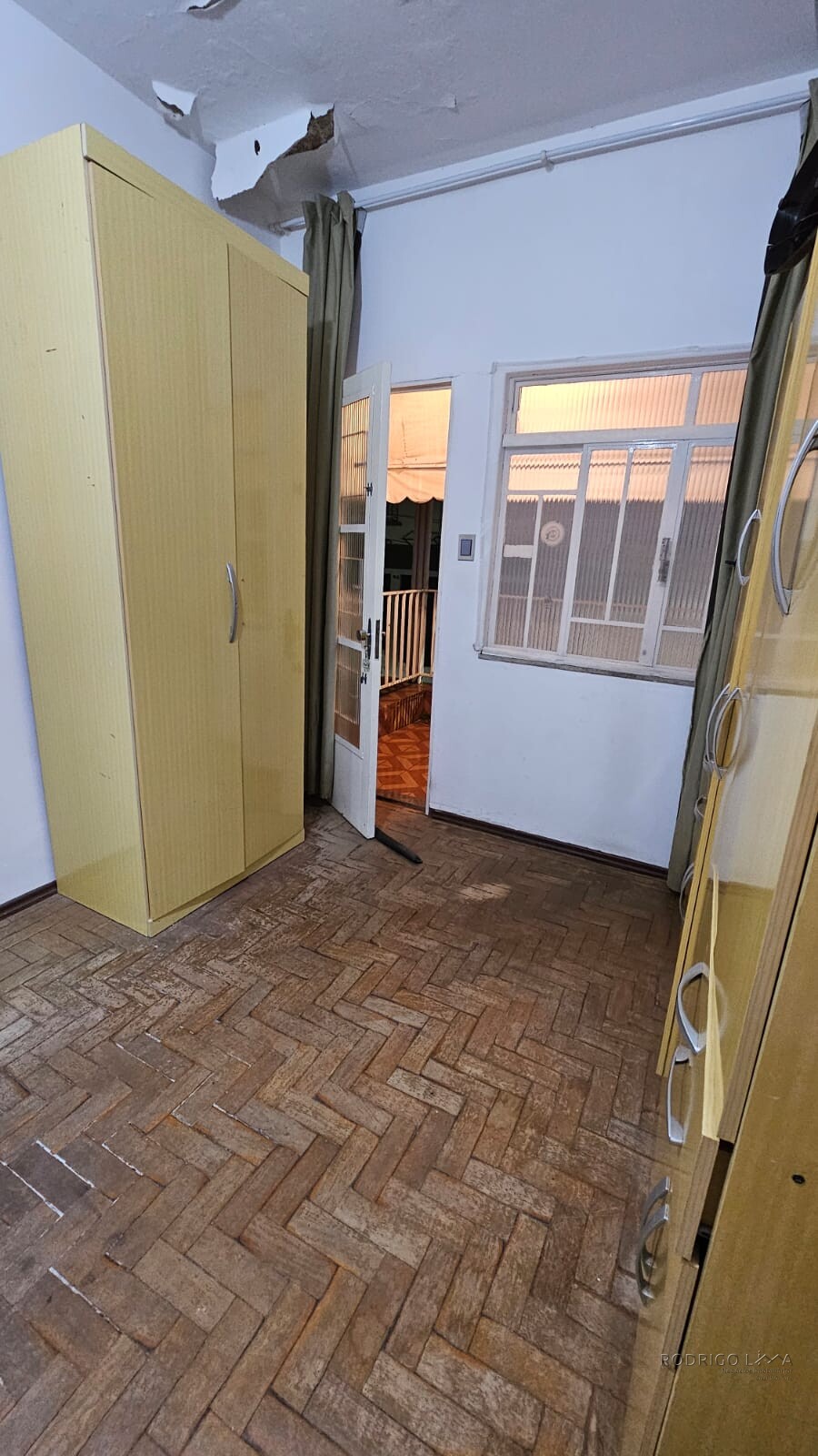 Ponto comercial para venda em São Lourenço MG.