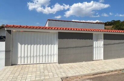 Casa para venda em São Lourenço MG.