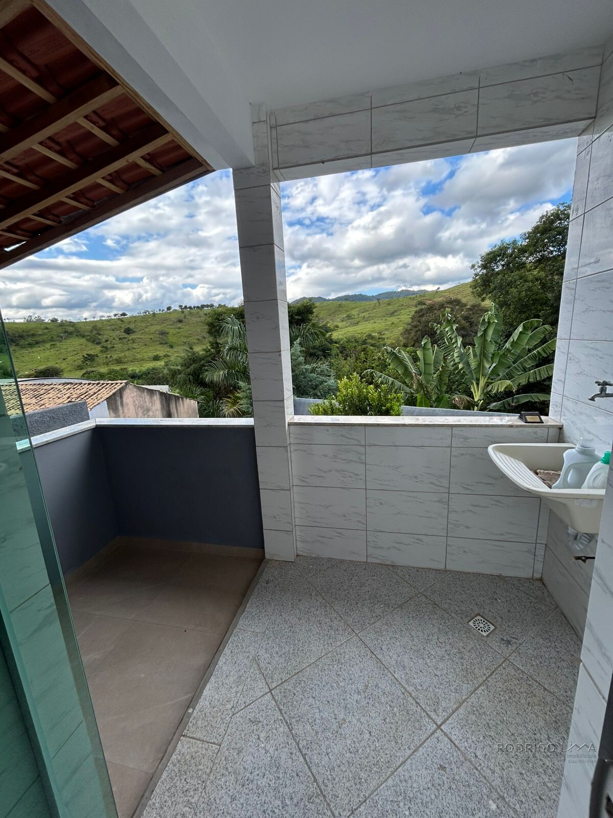 Casa para venda em São Lourenço MG.