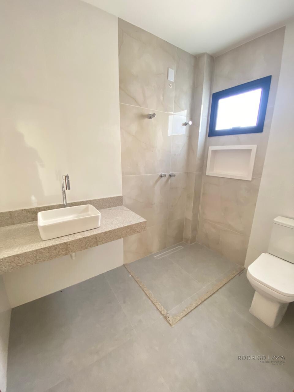 Casa alto padrão para locação próximo a São Lourenço MG