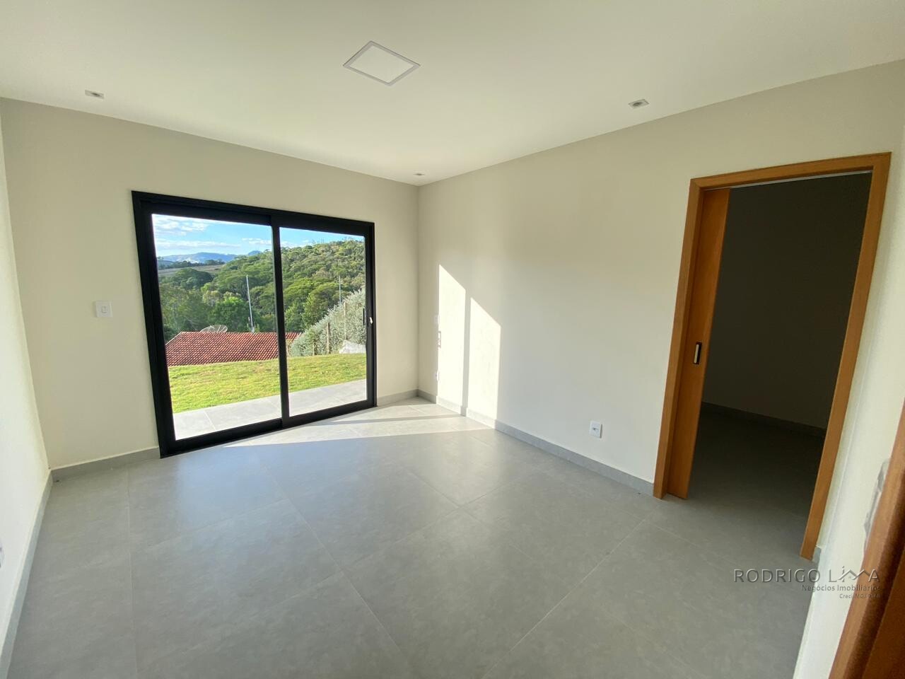 Casa alto padrão para locação próximo a São Lourenço MG