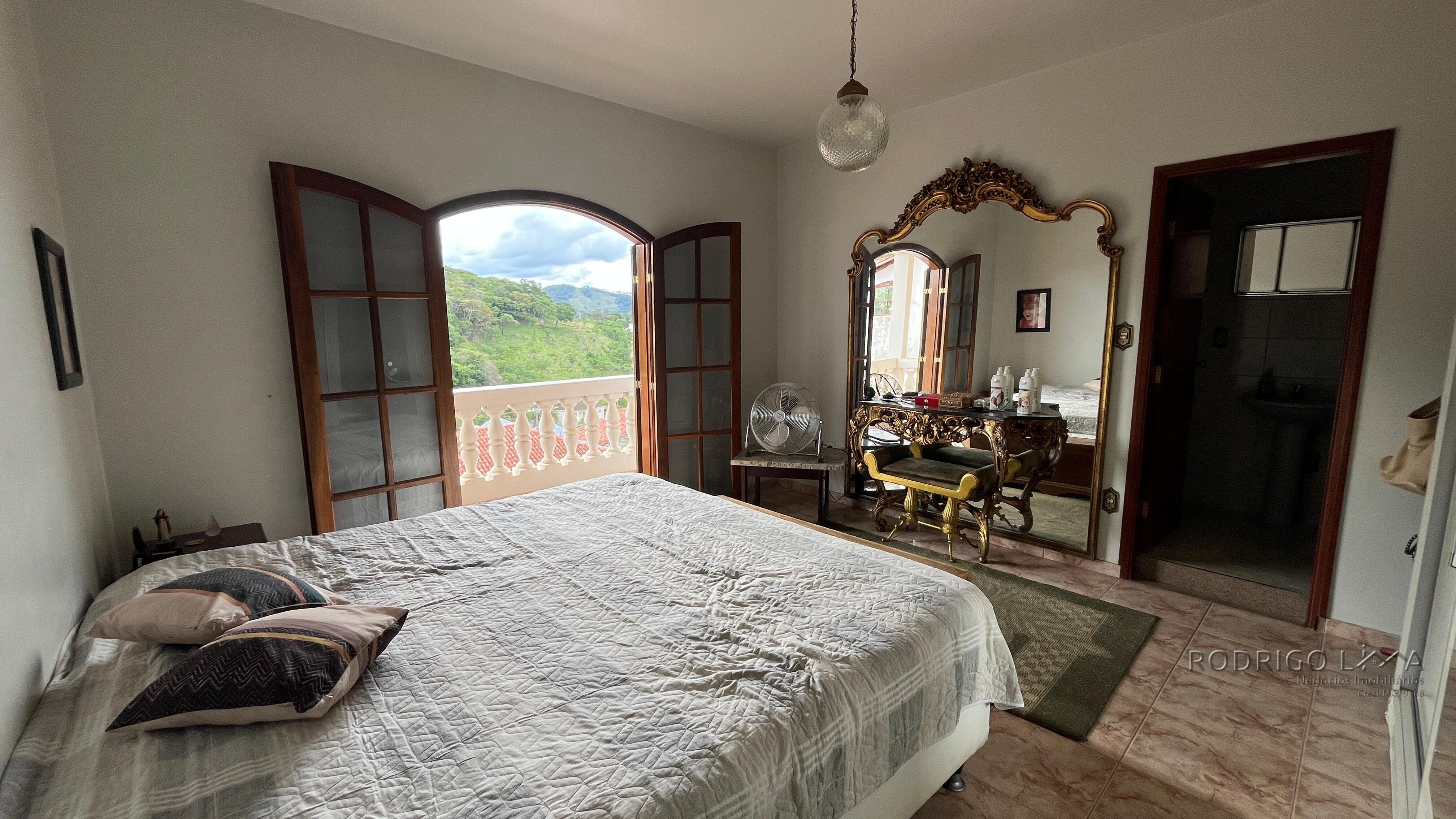 Linda casa para venda em São Lourenço MG