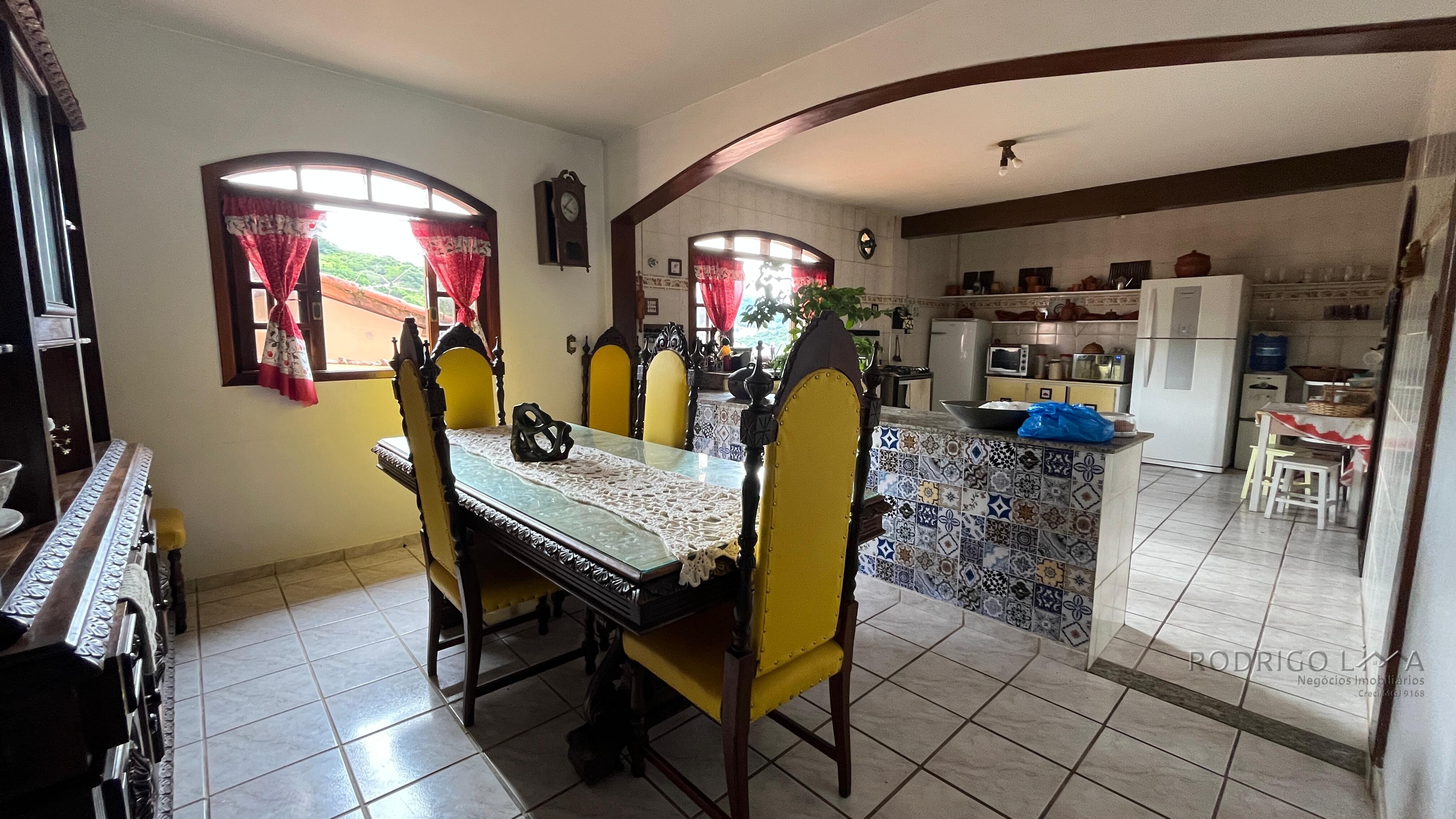 Linda casa para venda em São Lourenço MG