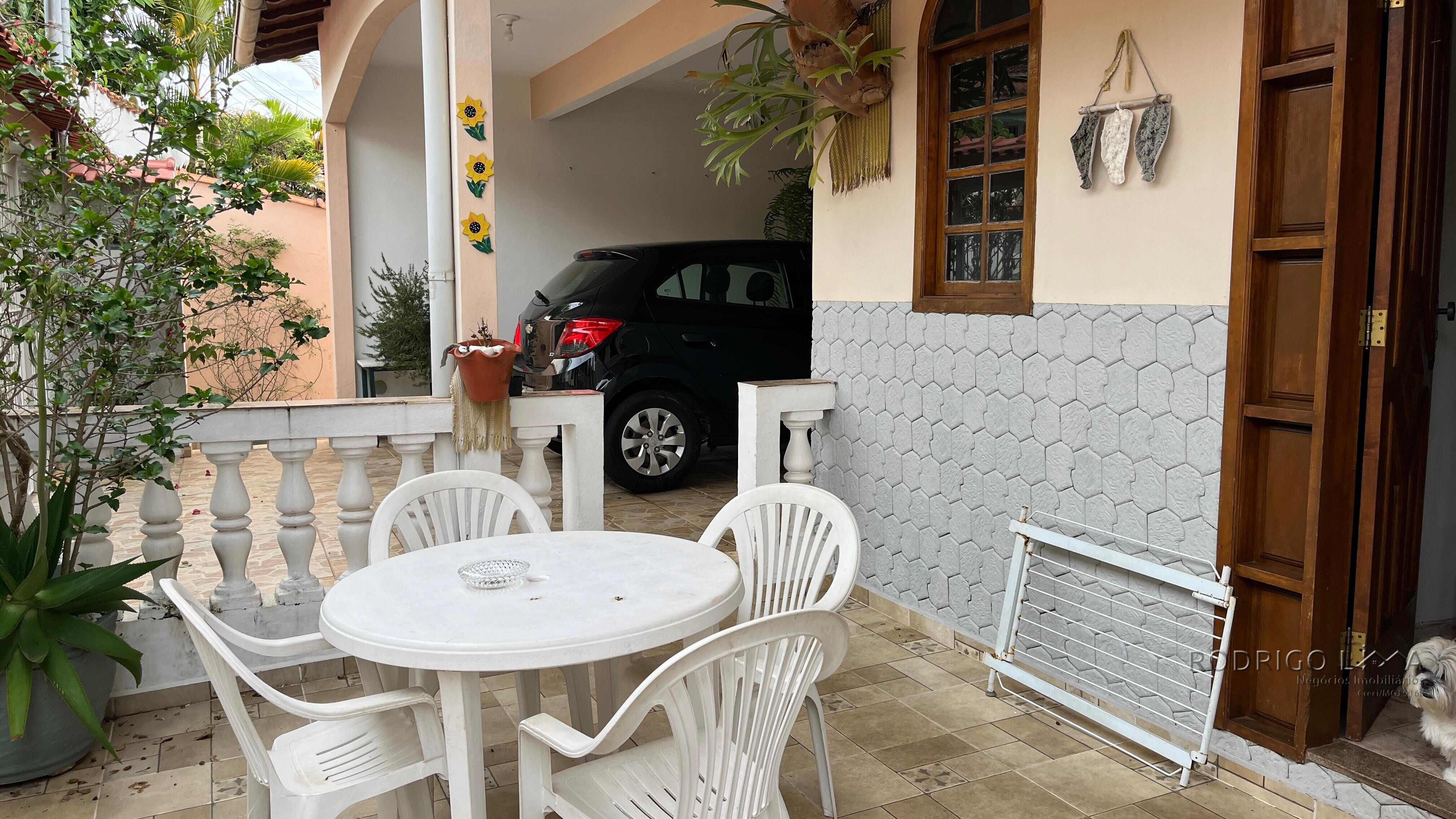 Linda casa para venda em São Lourenço MG