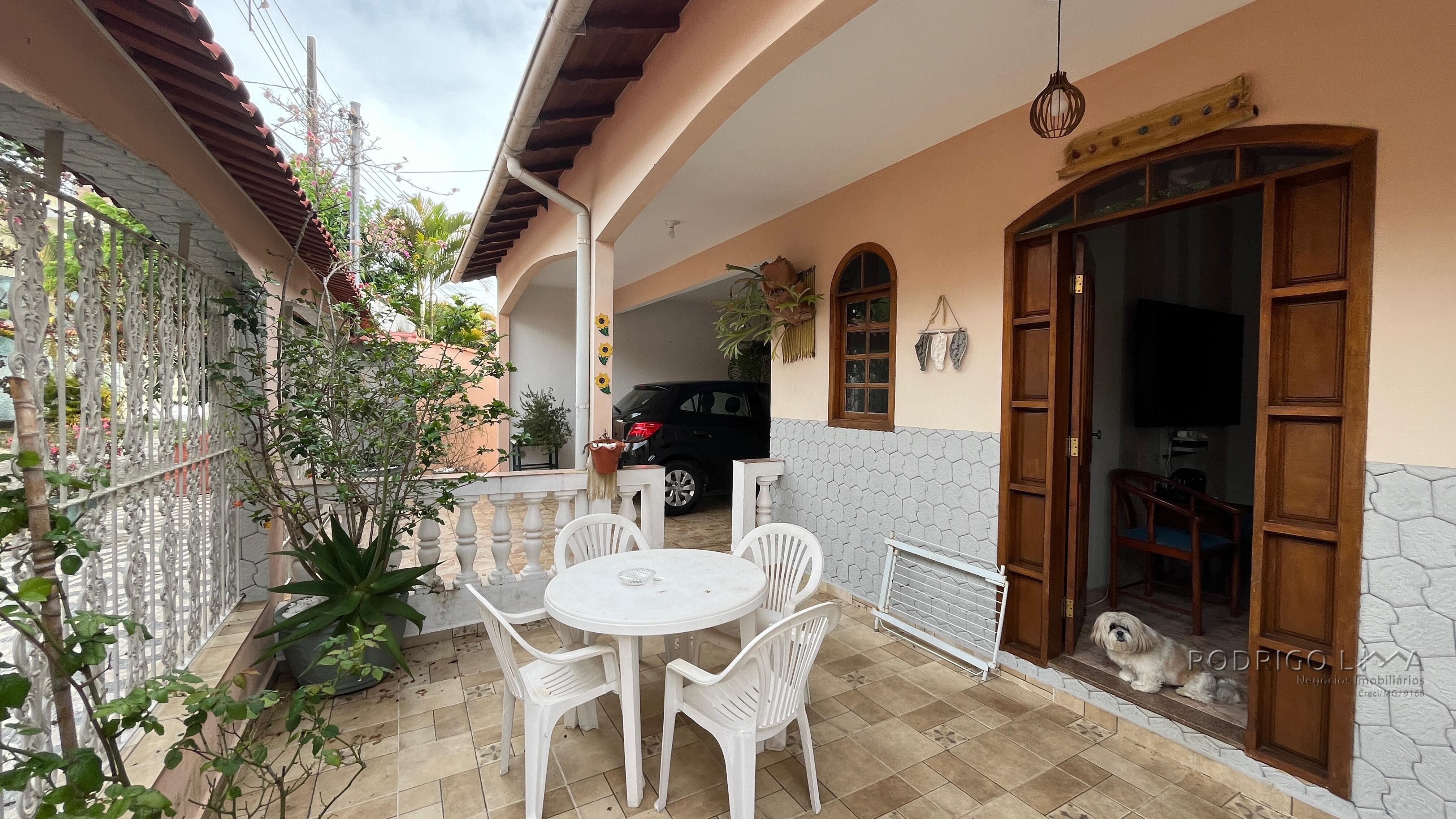 Linda casa para venda em São Lourenço MG