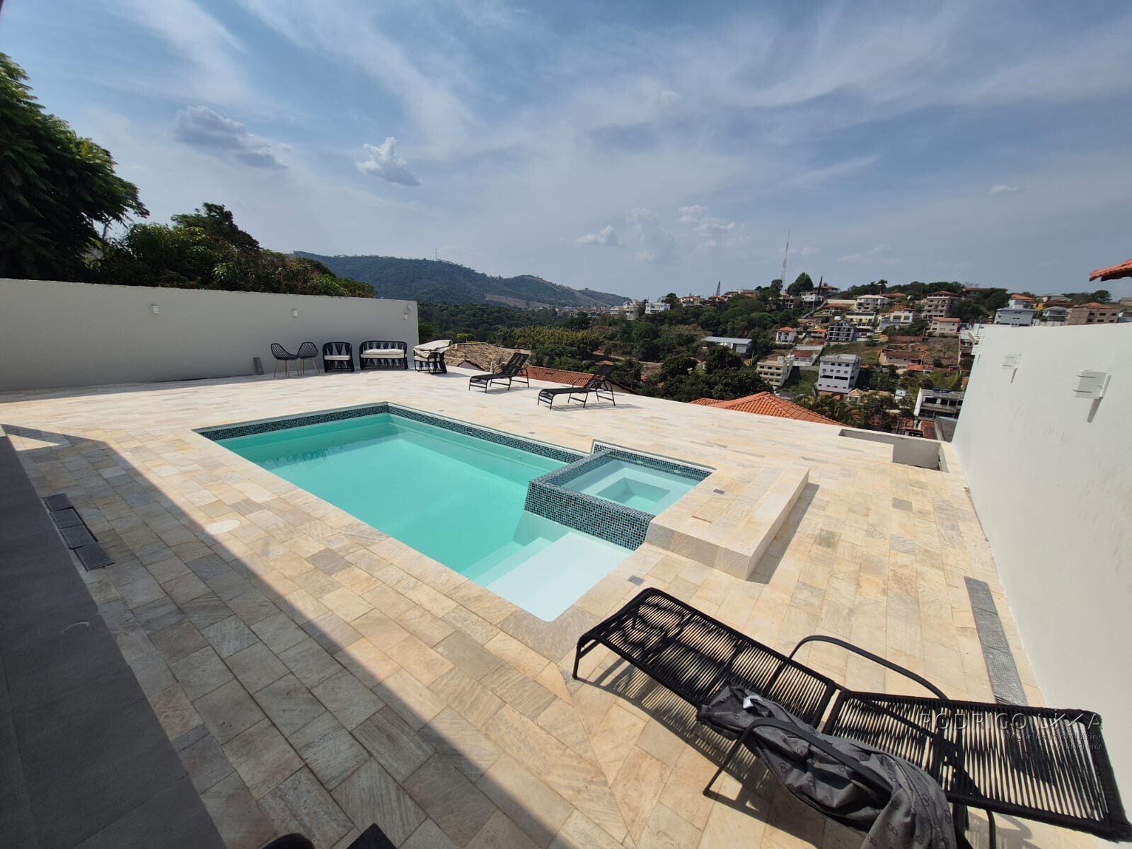 Casa Alto Padrão para venda em São Lorenço MG