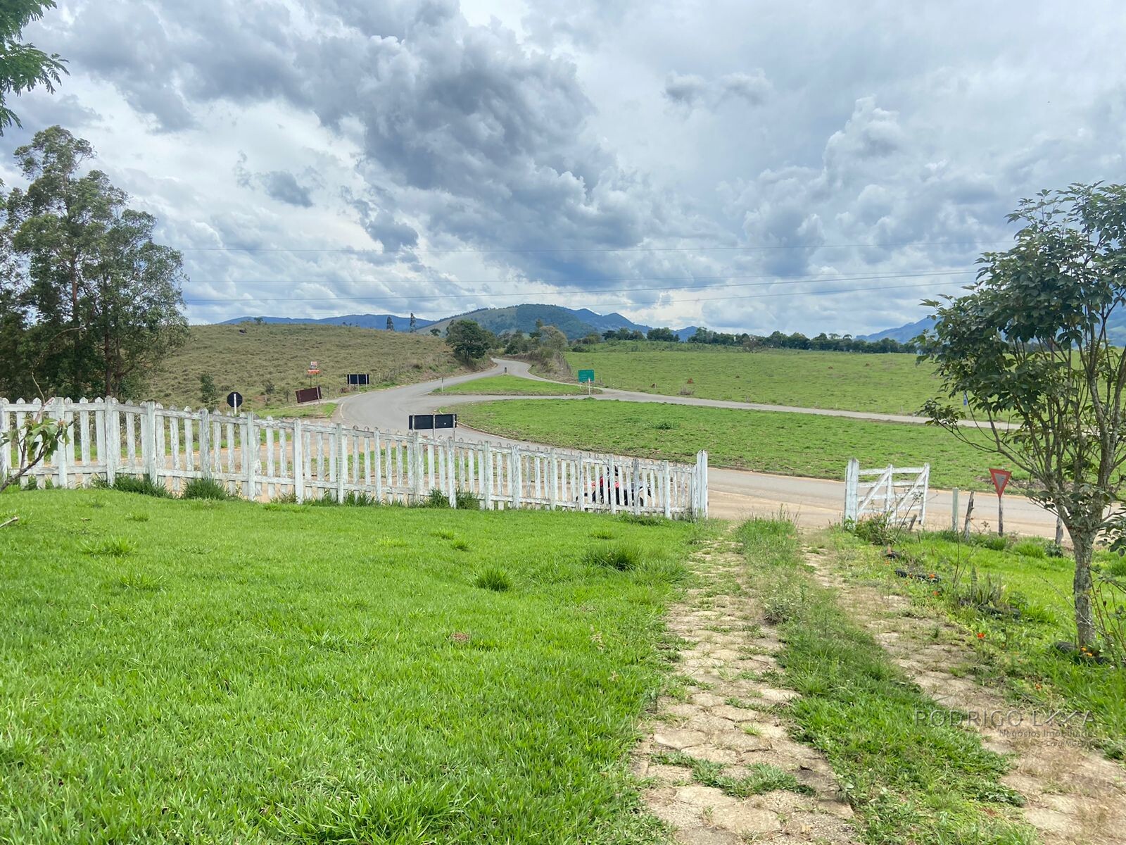 Lindo sítio para venda a 15 minutos de São Lourenço MG