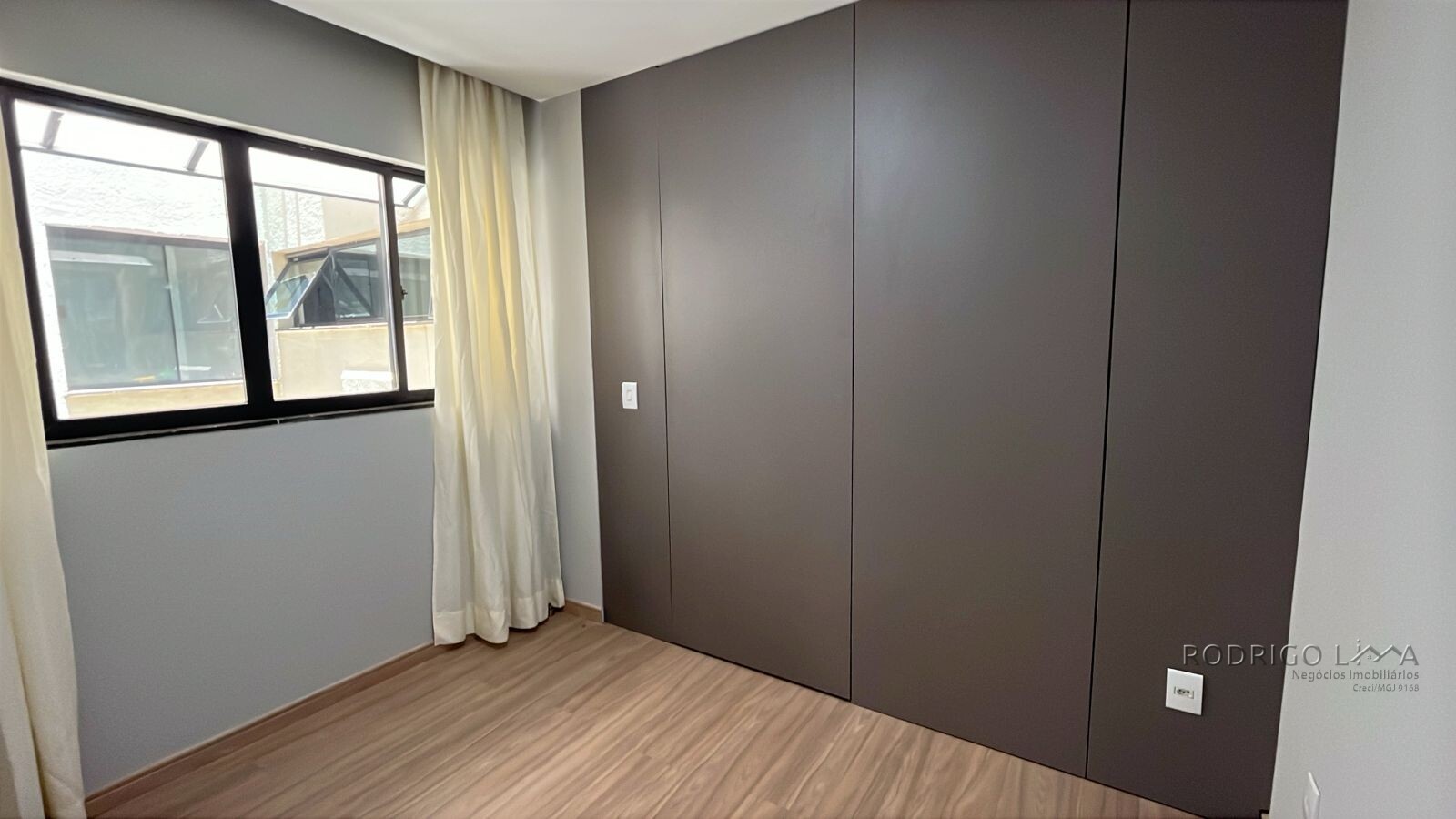 Apartamento para venda no centro de São Lourenço MG