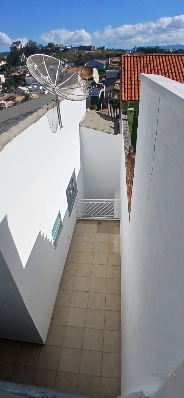 Casa alto padrão para venda em São Lorenço MG