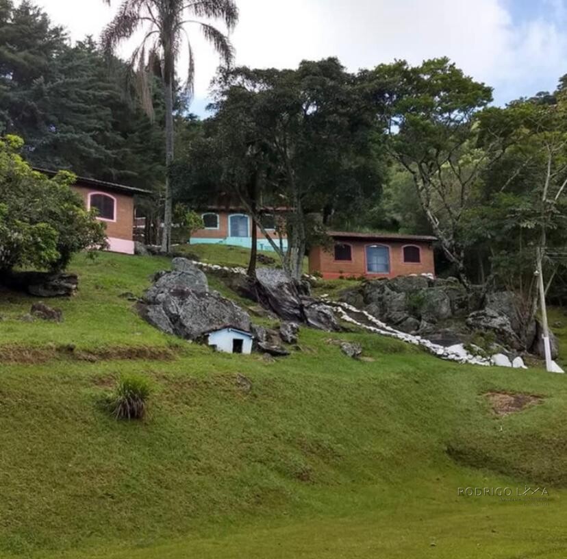 Linda pousada para venda em Itapeva MG