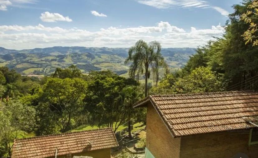 Linda pousada para venda em Itapeva MG