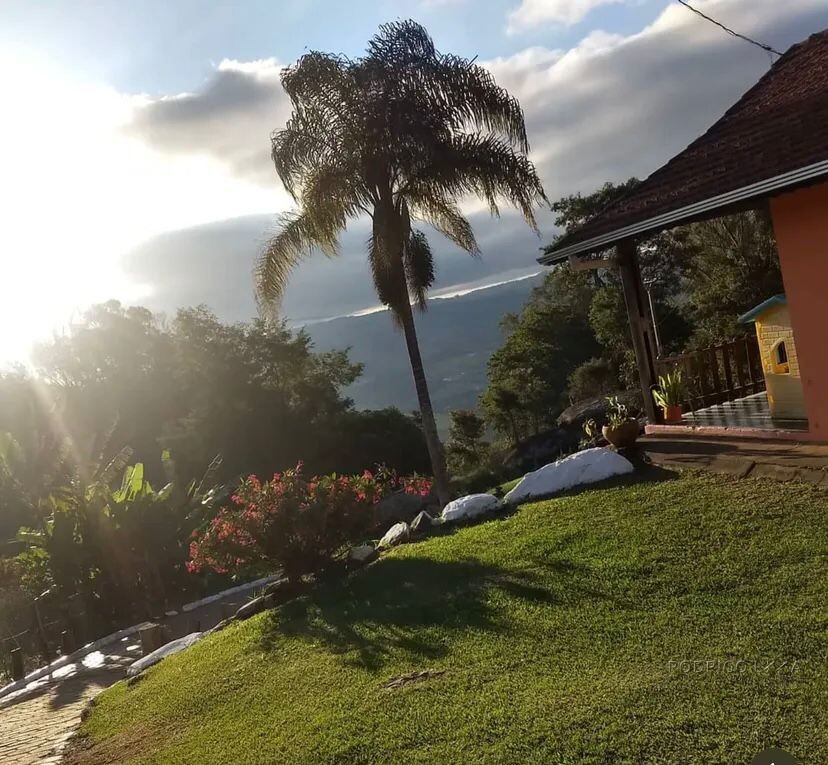 Linda pousada para venda em Itapeva MG