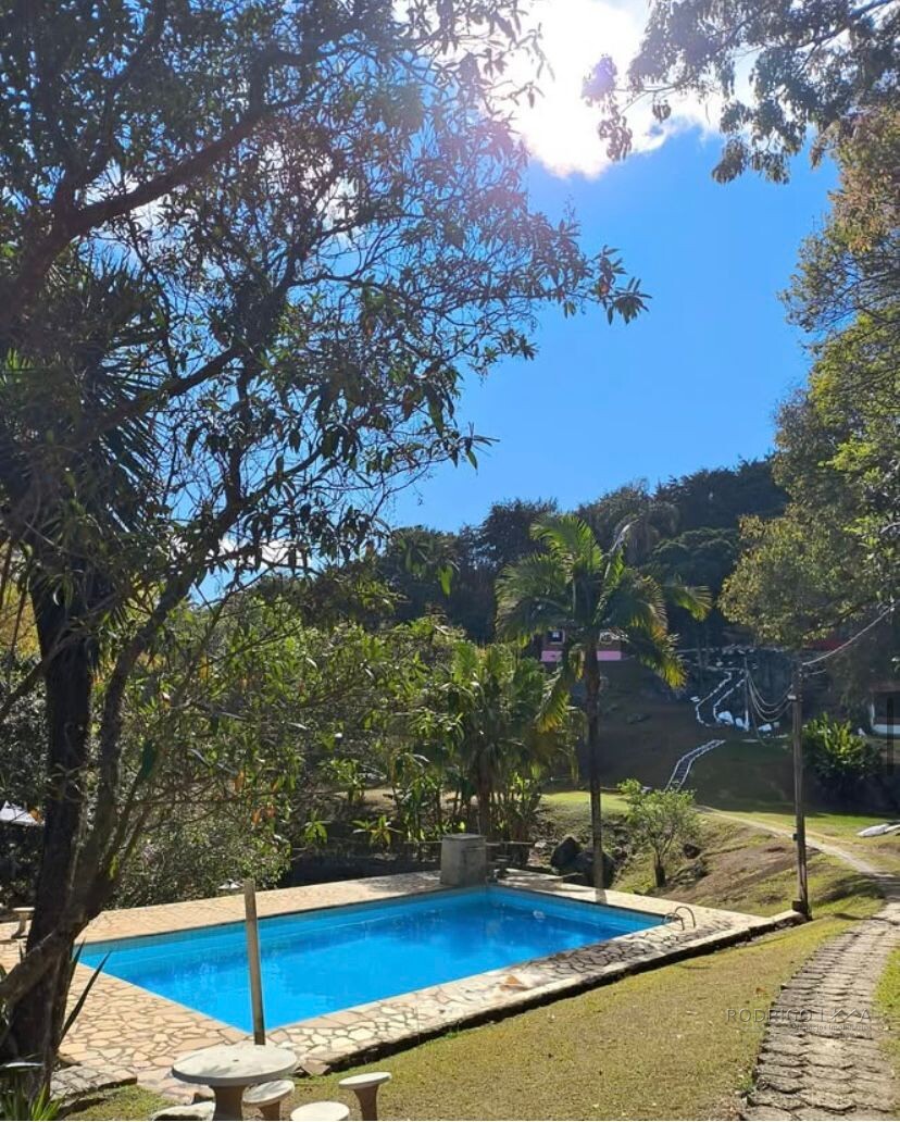 Linda pousada para venda em Itapeva MG