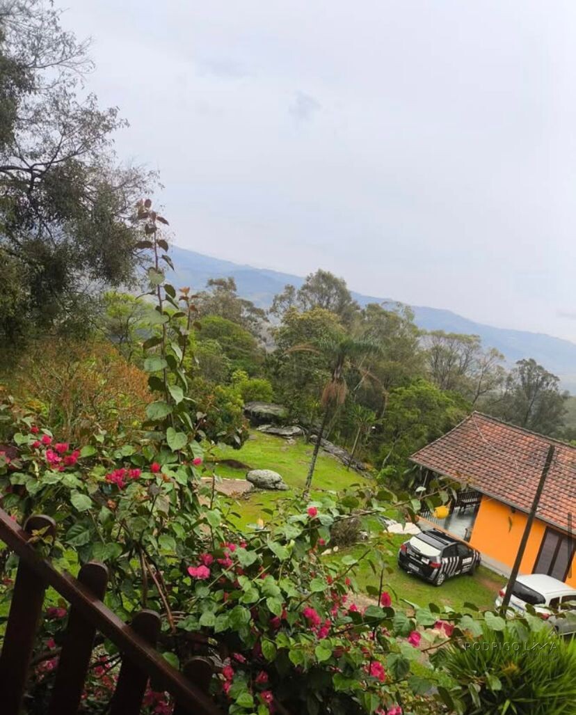 Linda pousada para venda em Itapeva MG