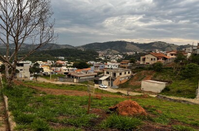 Lote para venda em São Lourenço MG