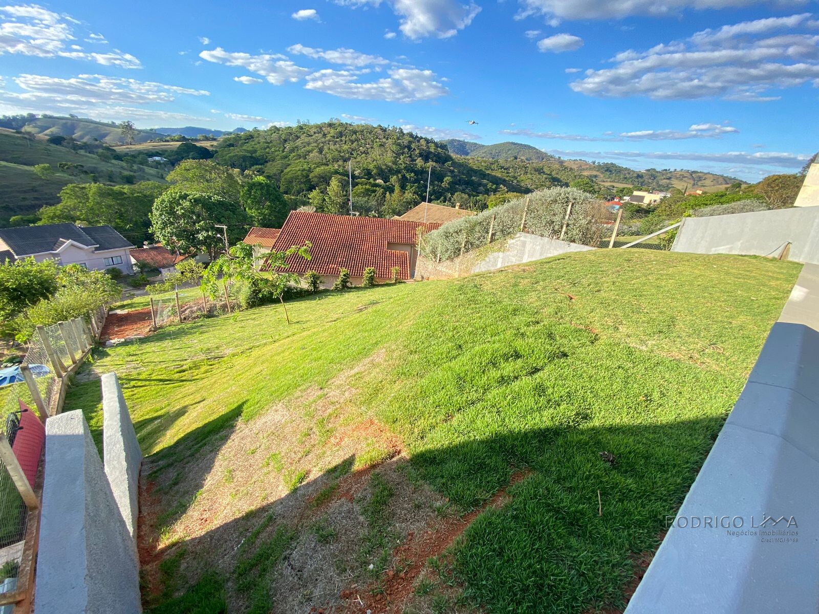 Casa de alto padrão para venda próximo a São Lourenço MG