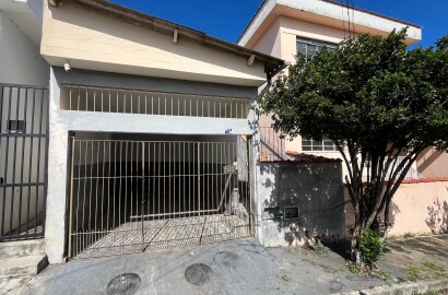 Duas casas para venda em São Lourenço MG