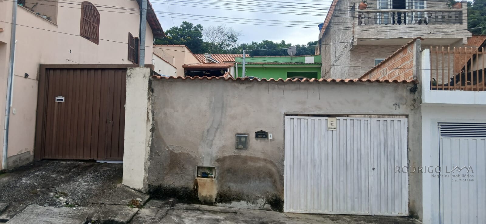 Casa para venda em São Lourenço - MG.