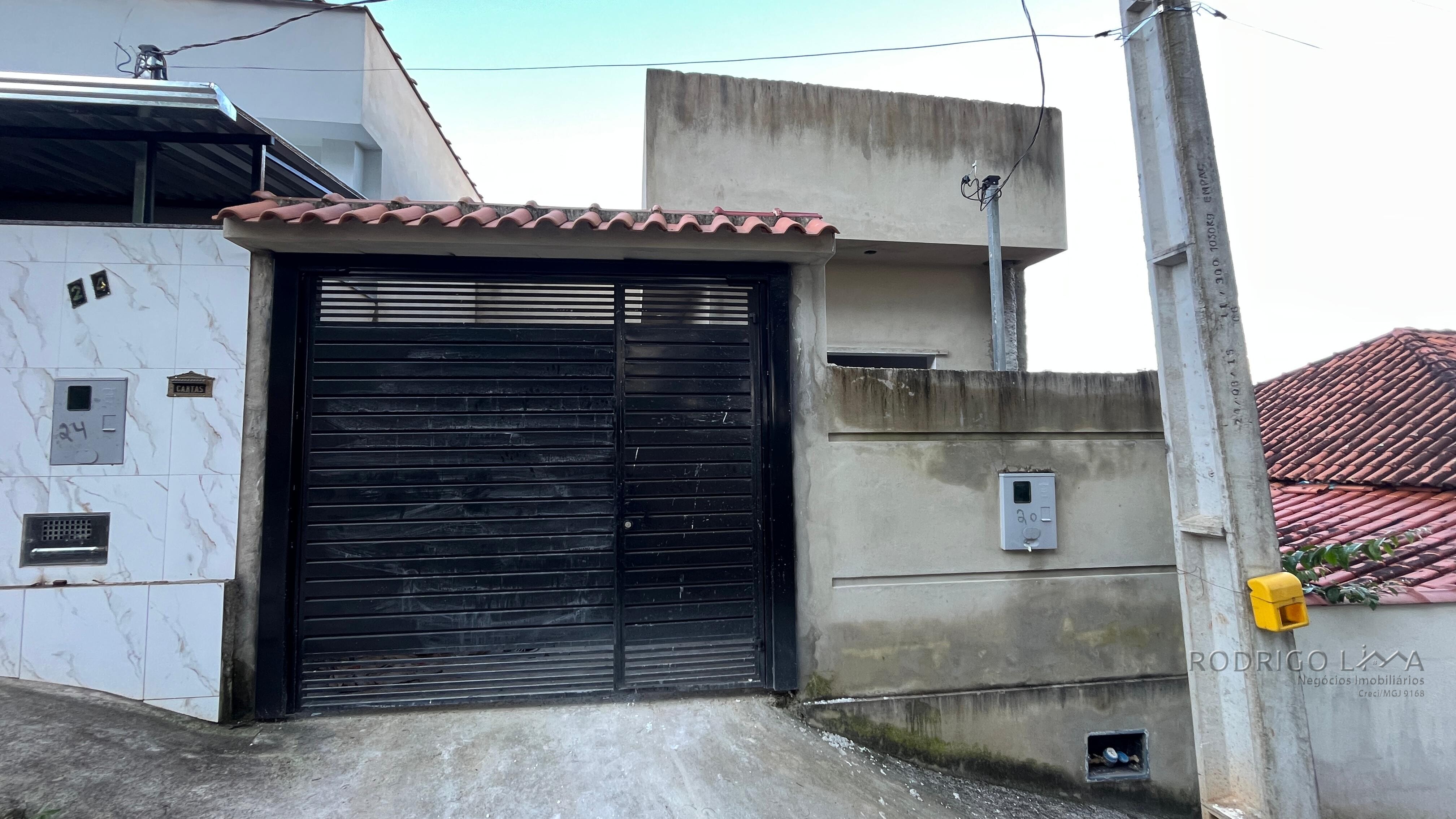 Casa em fase de acabamento para venda em São Lourenço - MG.