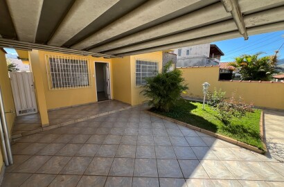 Casa para venda em São Lourenço MG