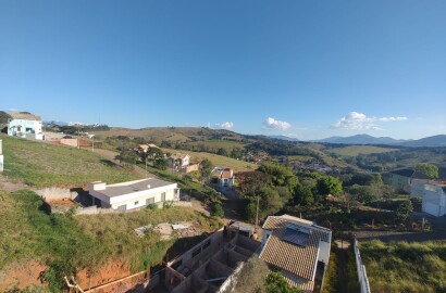 Casa para venda em bairro nobre de São Lourenço Mg