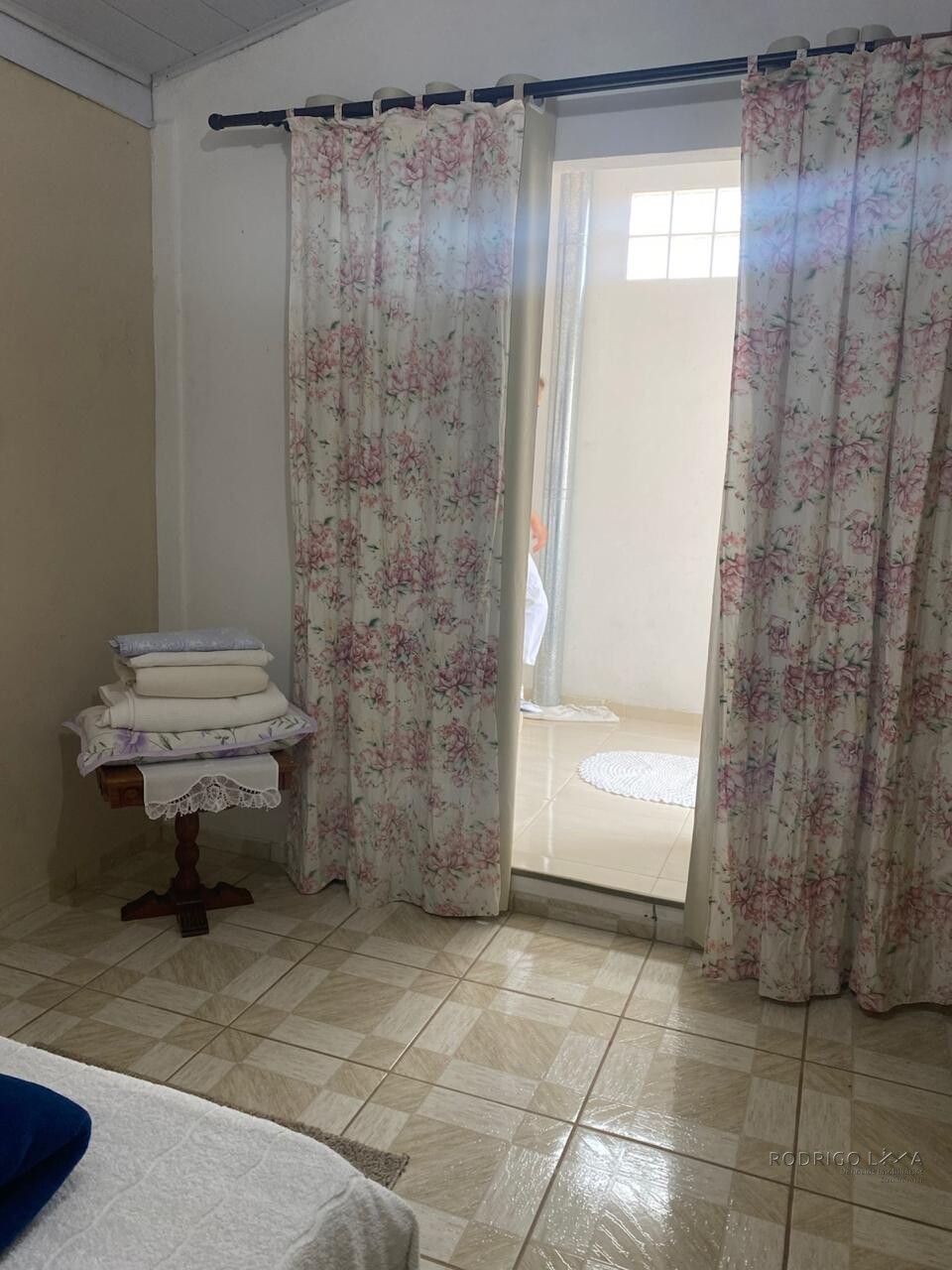 Linda casa a Venda em São Lourenço - MG.