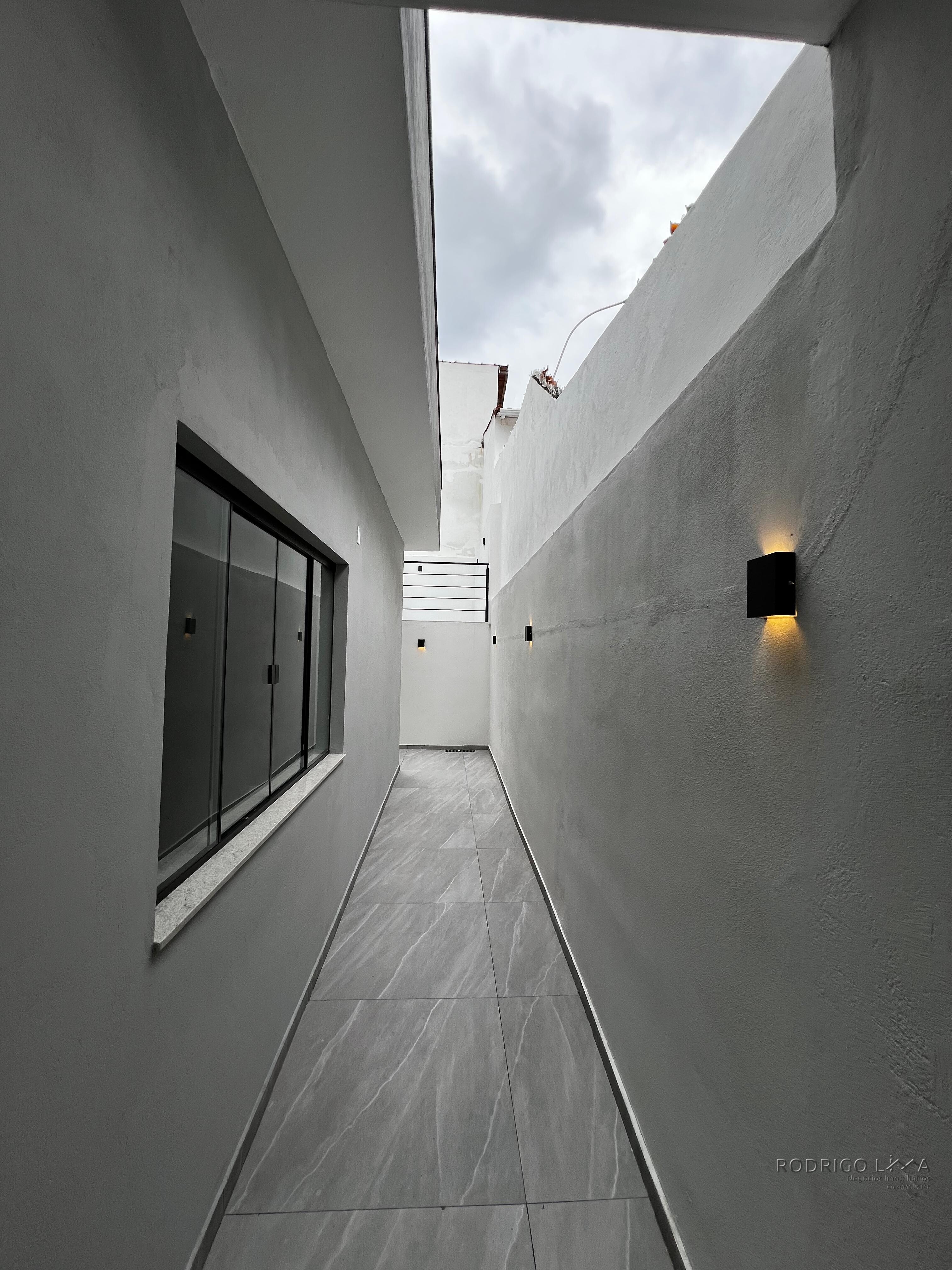 Linda casa para venda em São Lourenço - MG.