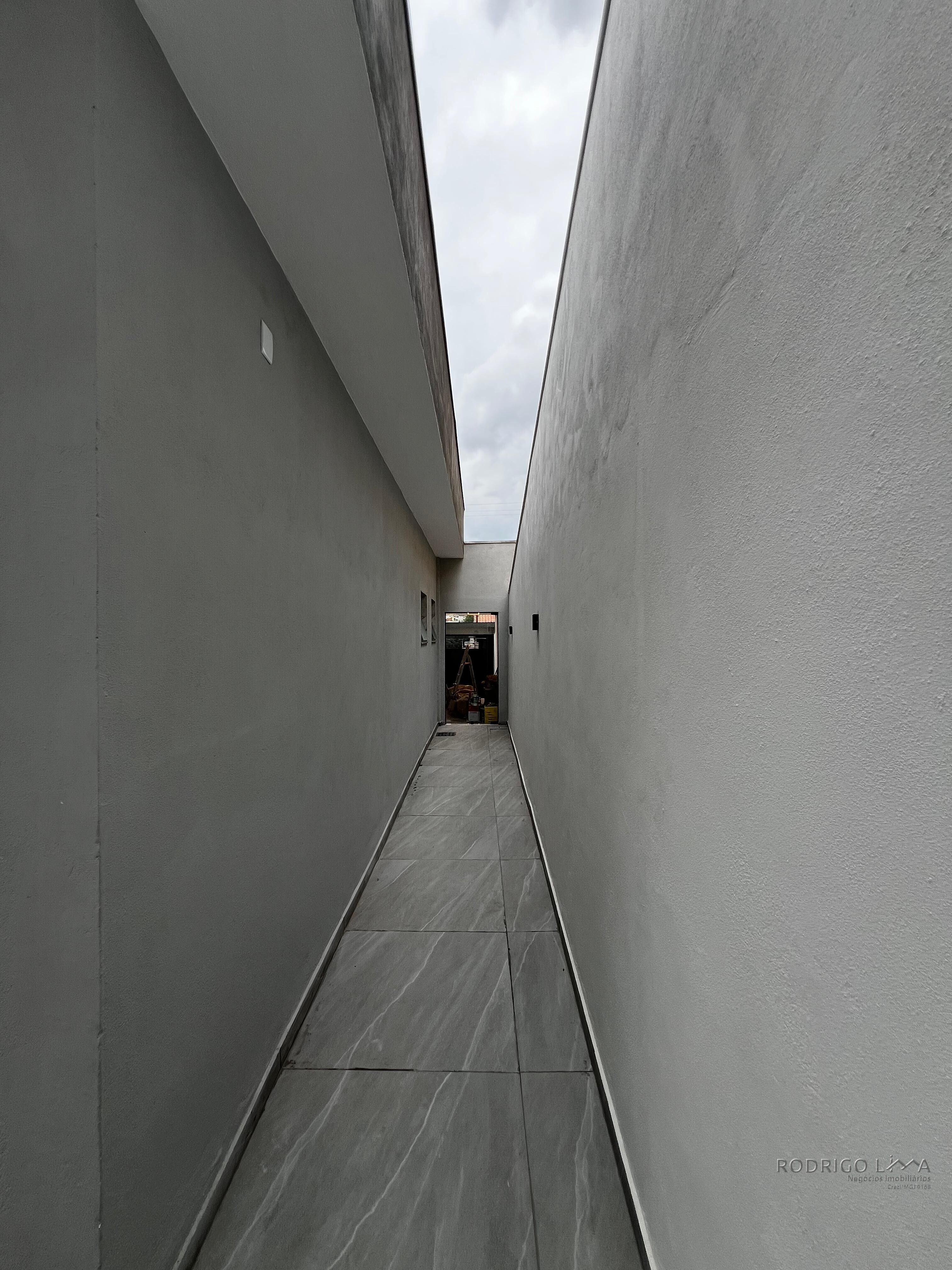 Linda casa para venda em São Lourenço - MG.
