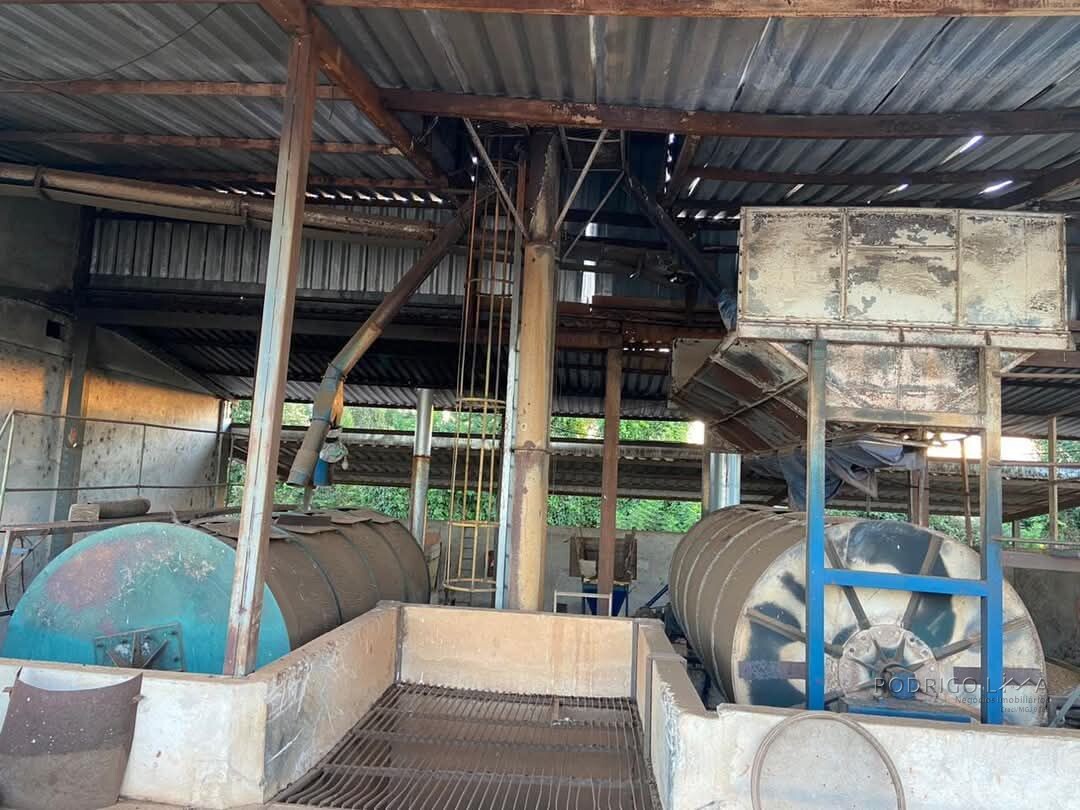 Linda fazenda para venda em Luminárias Mg