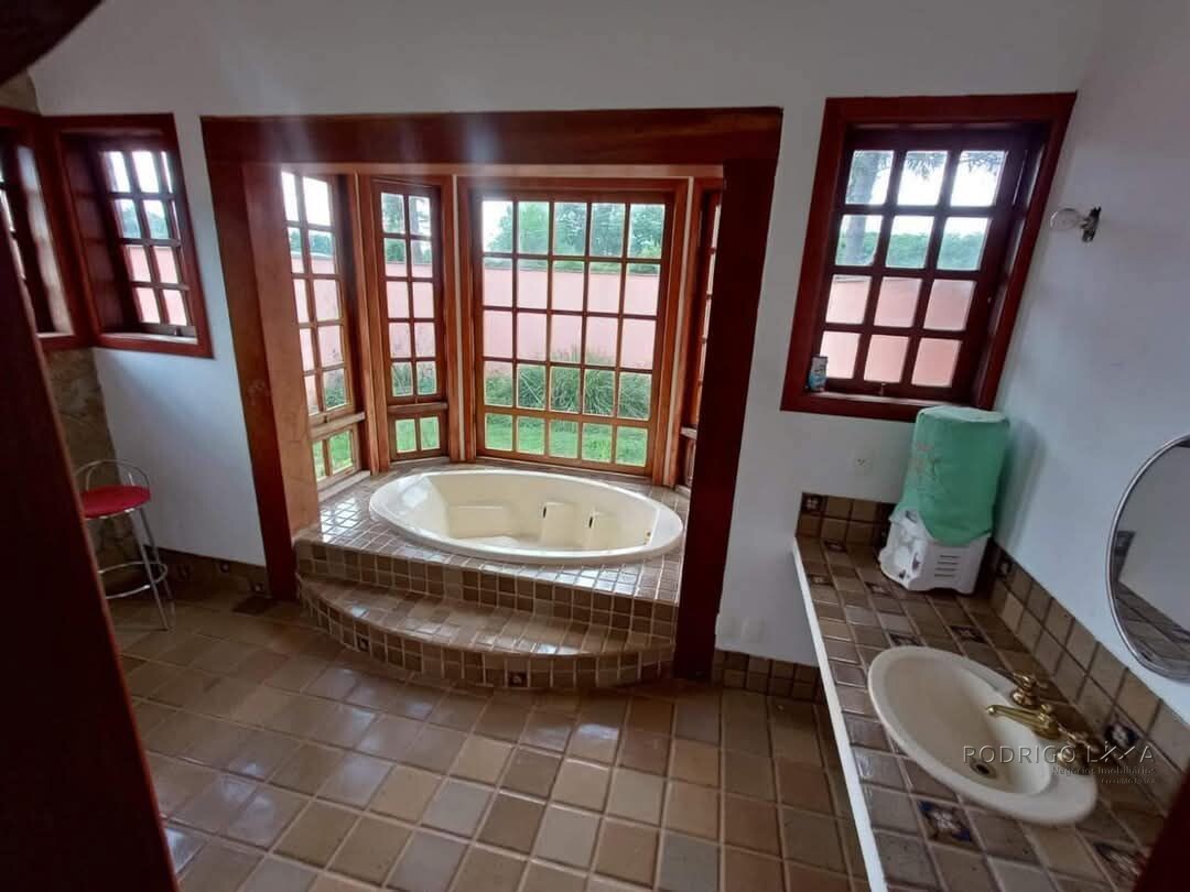 Linda fazenda para venda em Luminárias Mg